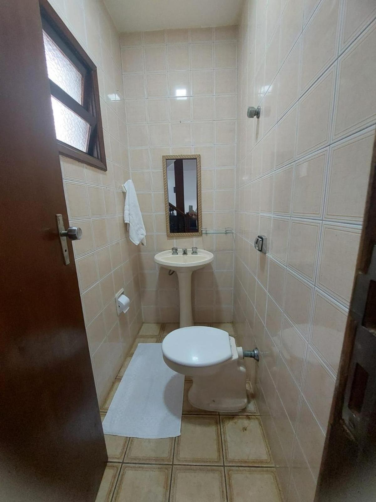 Casa com Jacuzzi aquecida praia do Lazaro