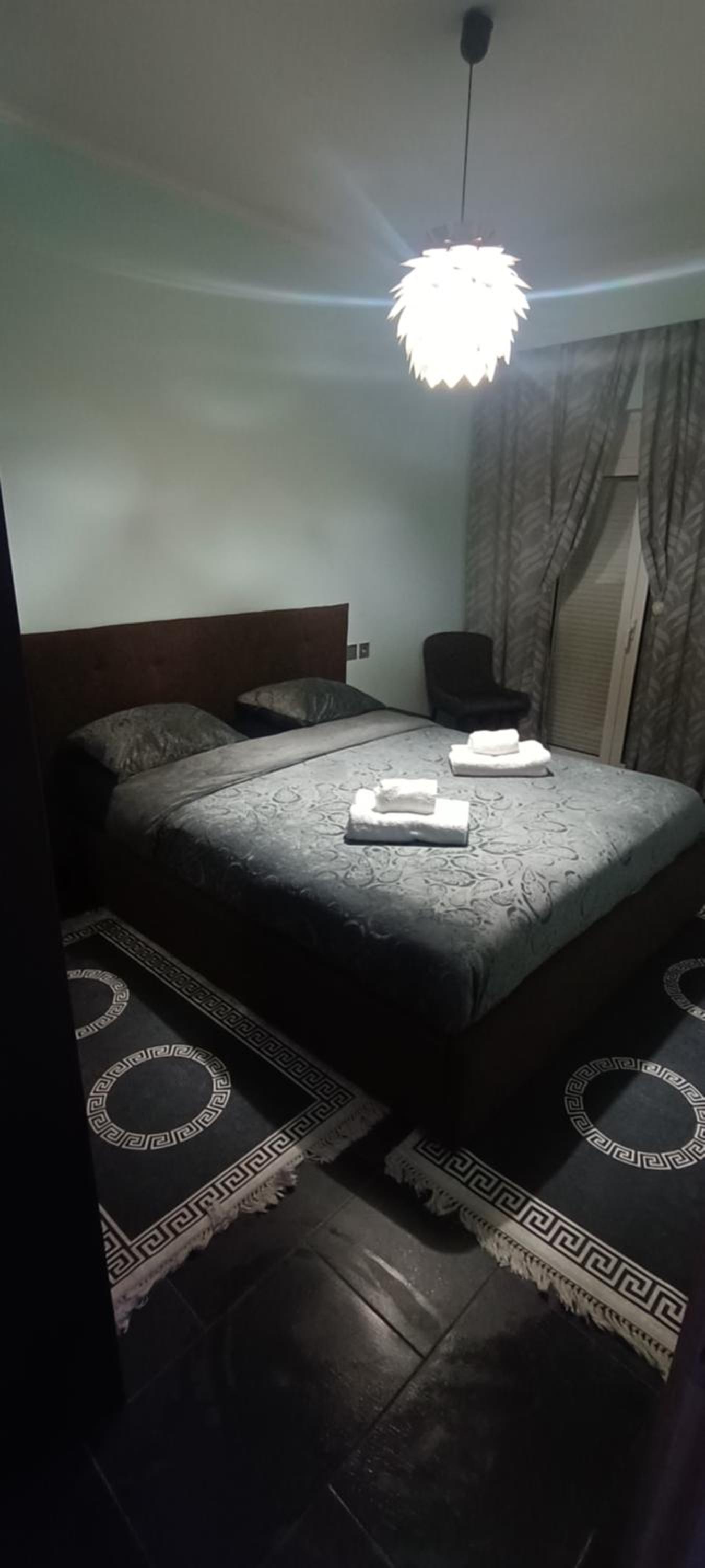 Dream Apartment "self check in"