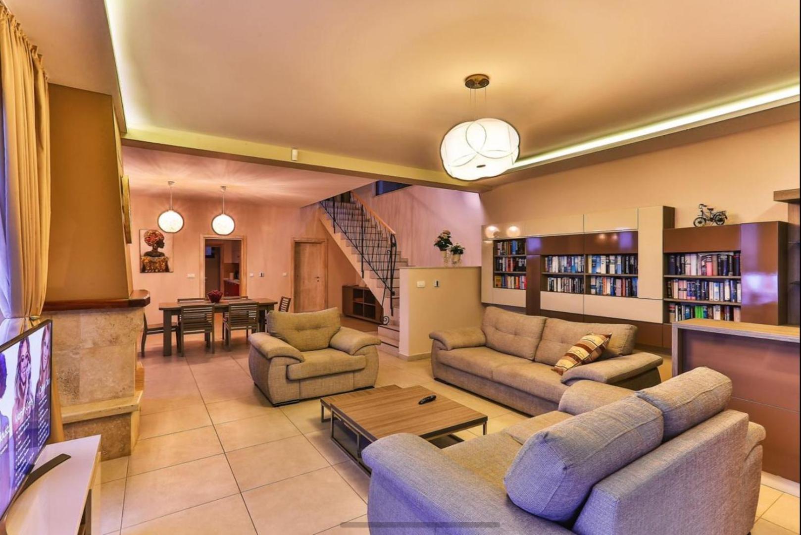 Wall Villa