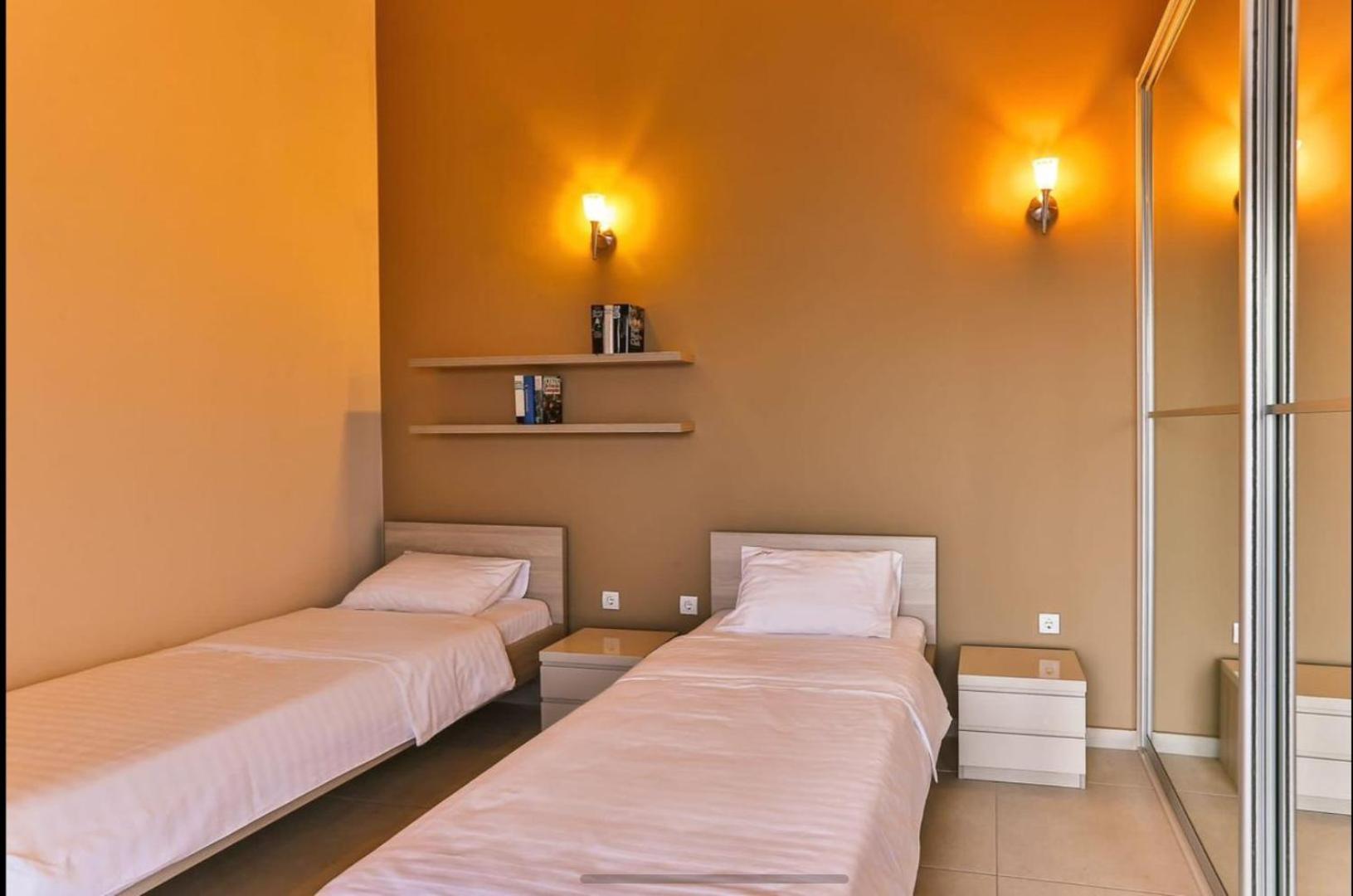 Wall Villa