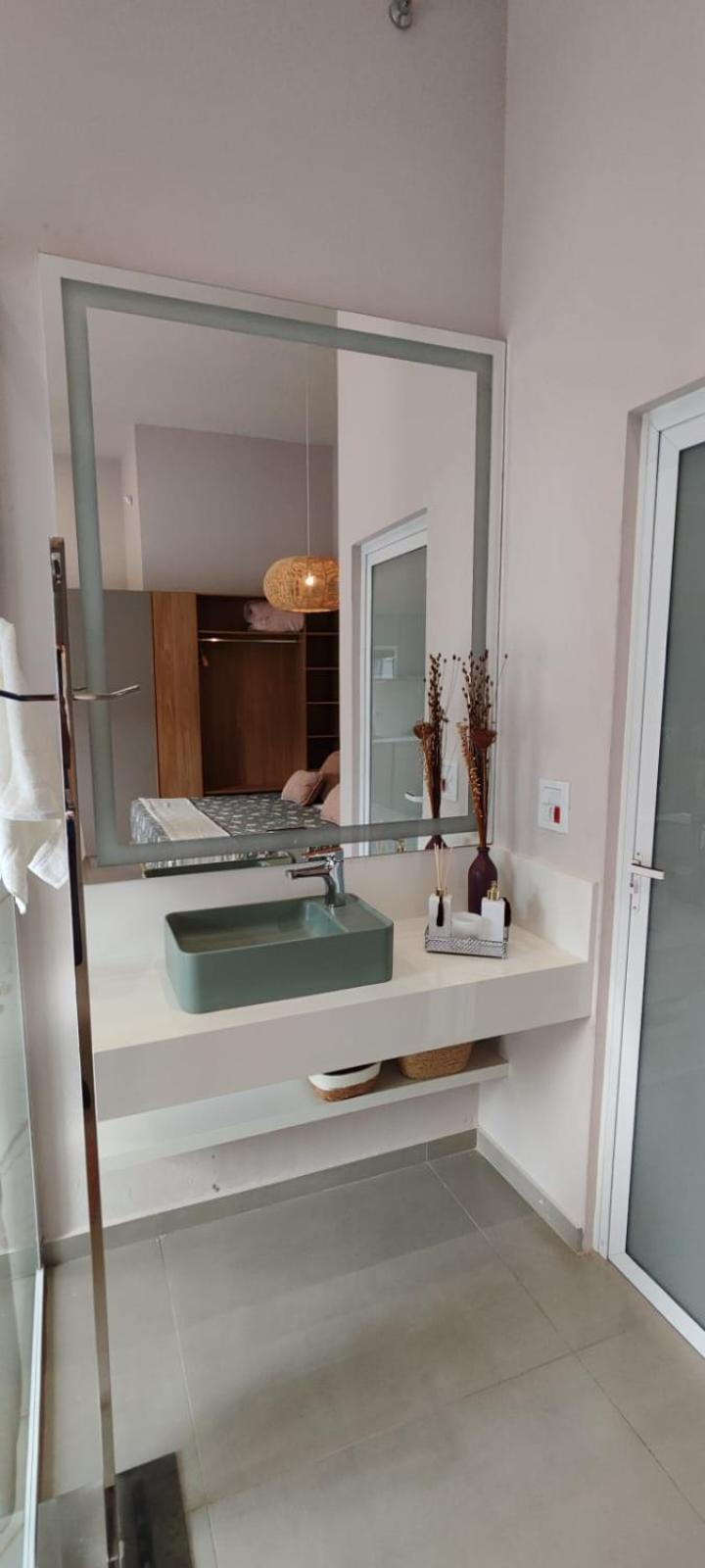 2 Esquina Brotense Hospedagem de charme com hidromassagem