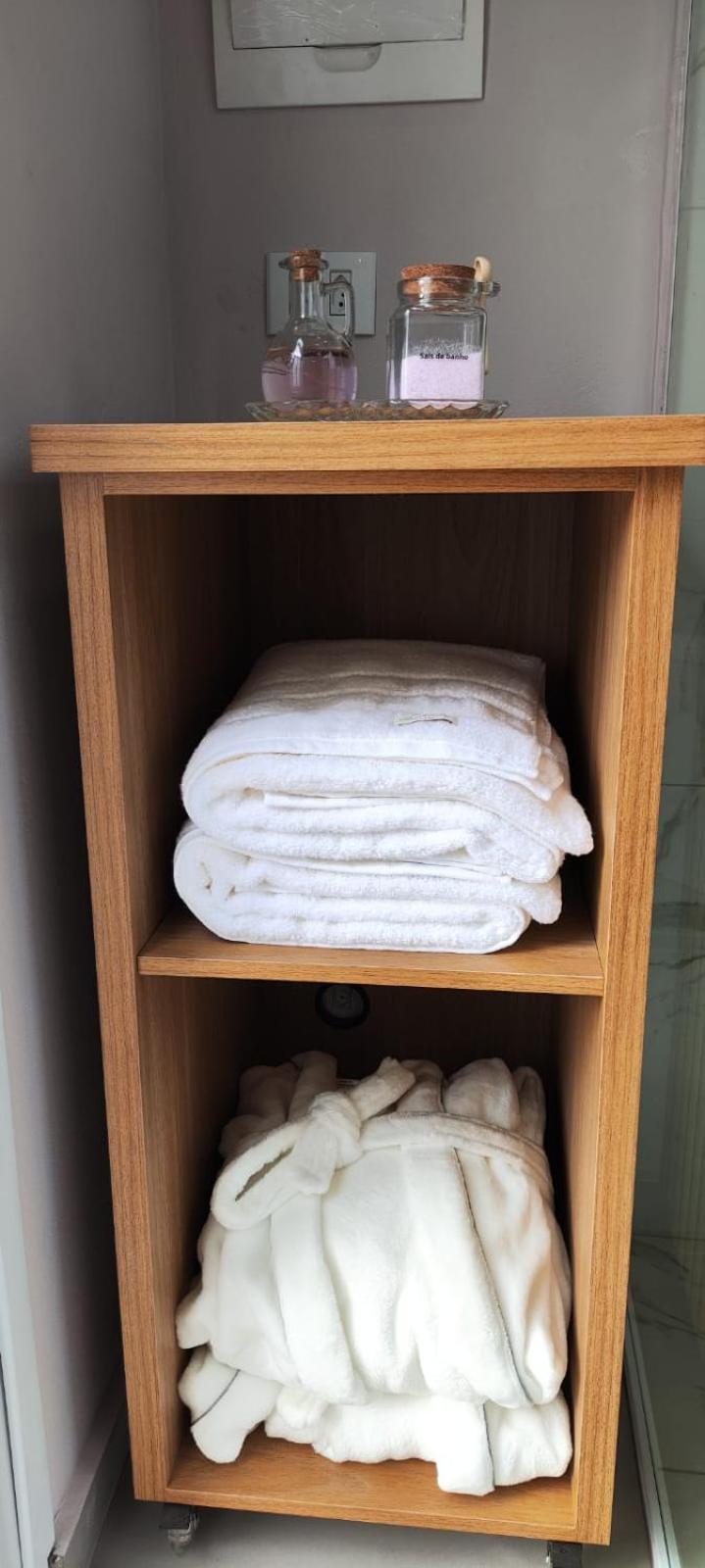 2 Esquina Brotense Hospedagem de charme com hidromassagem