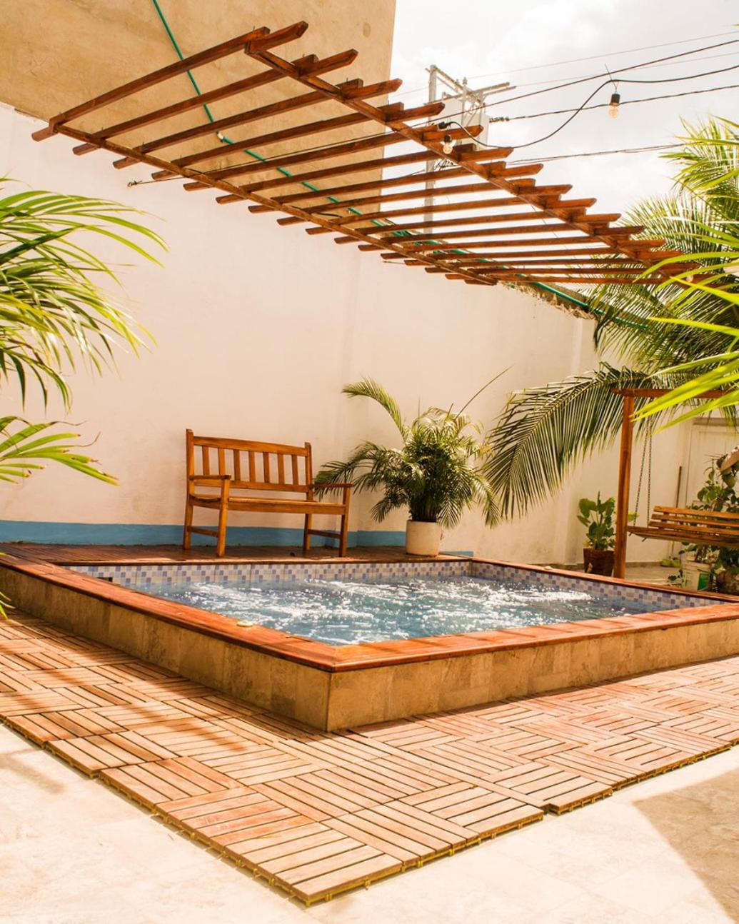 CASA DE PLAYA EN LA BOQUILLA CON PISCINA