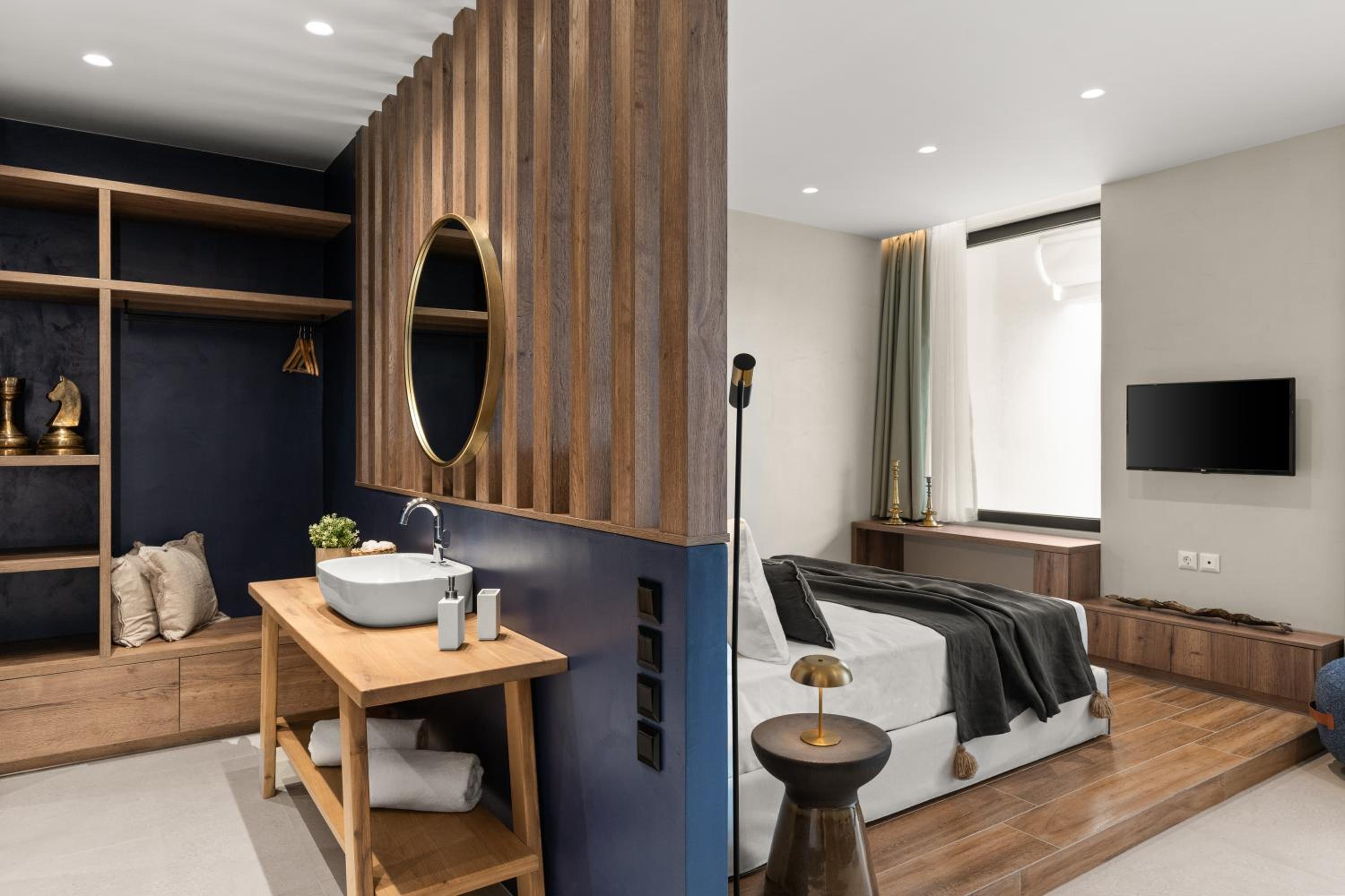 ACRON 12 penthouse Acropolis suites