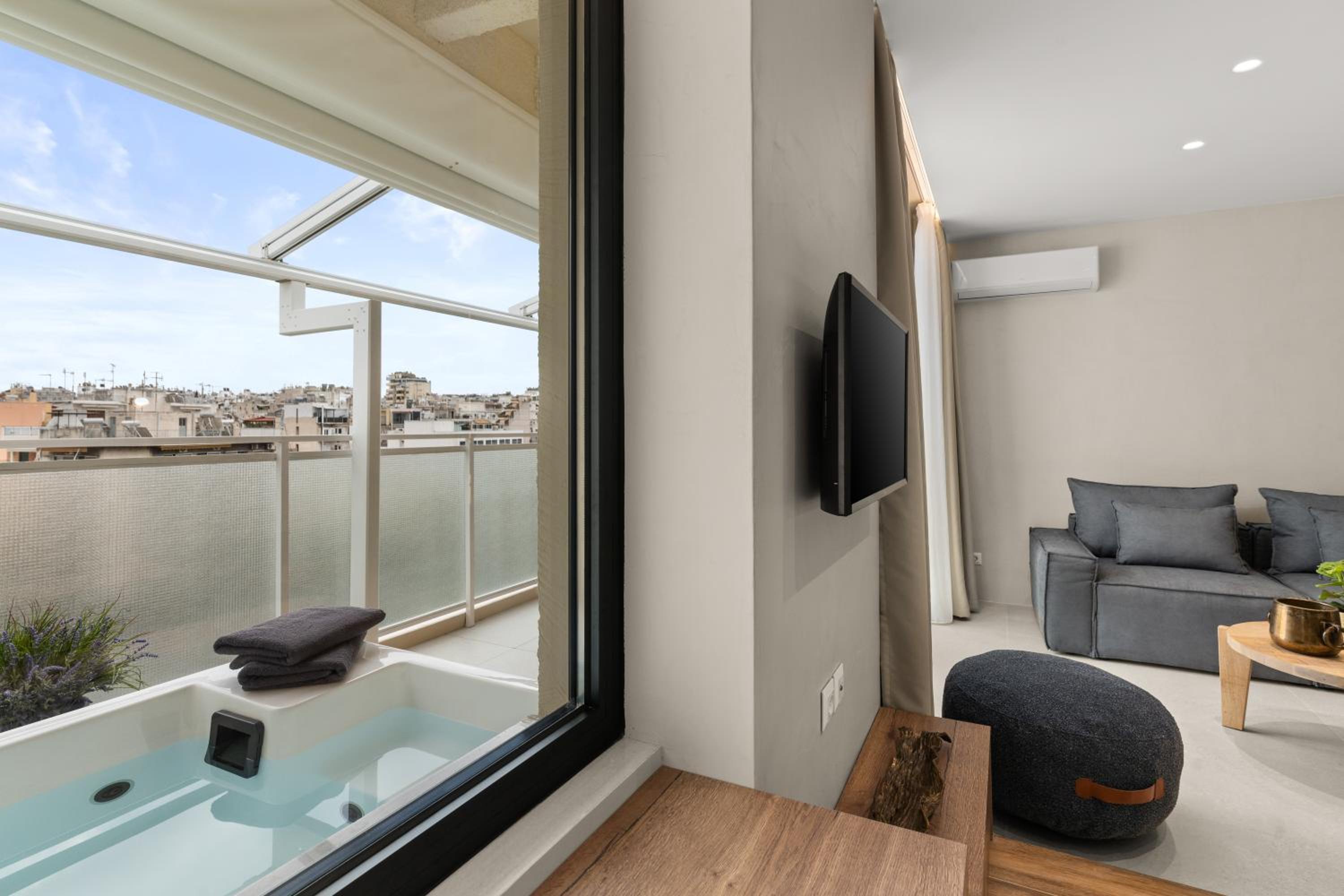 ACRON 12 penthouse Acropolis suites