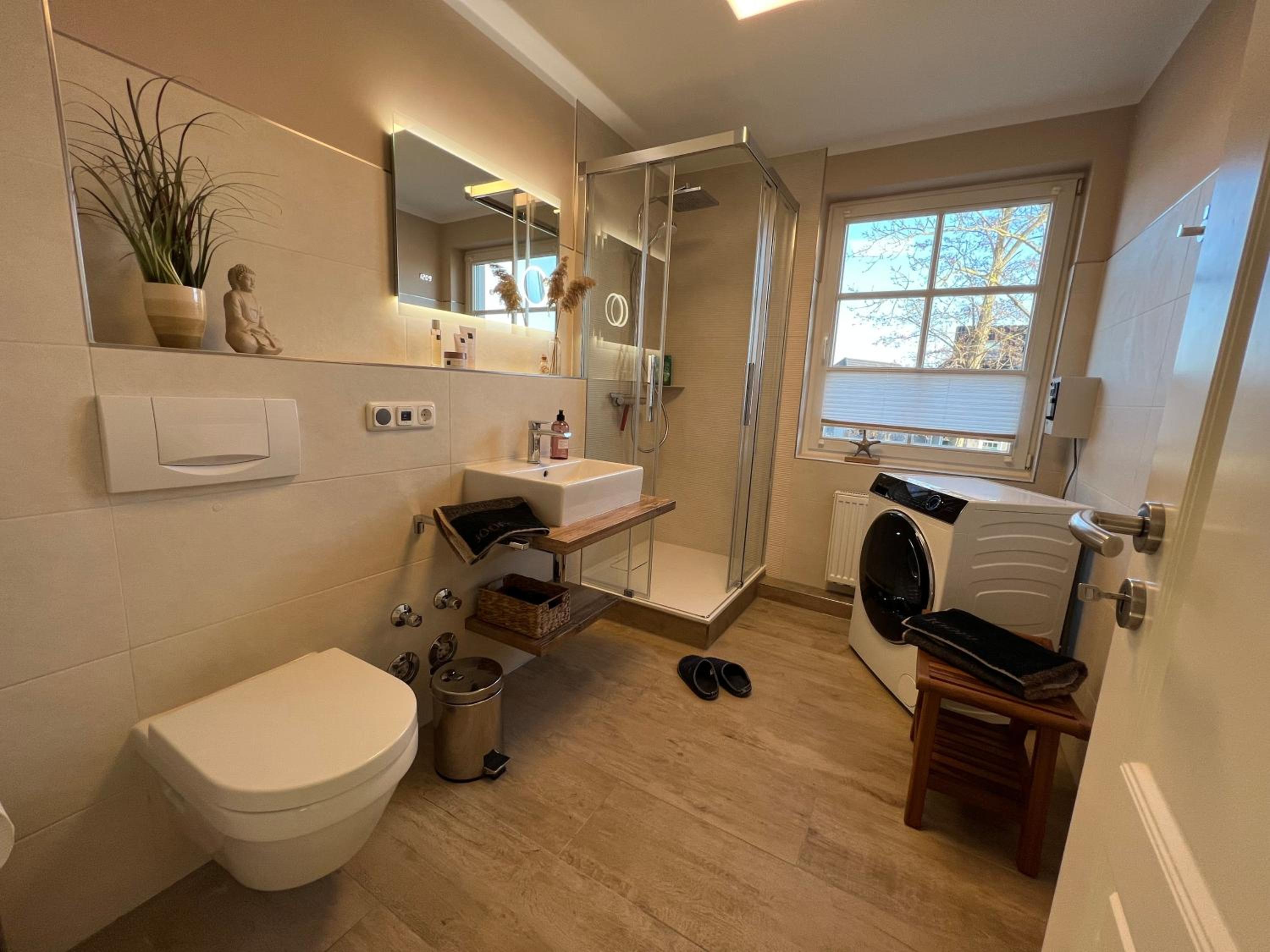 Ferienwohnung SÜN en Zingst — bathroom