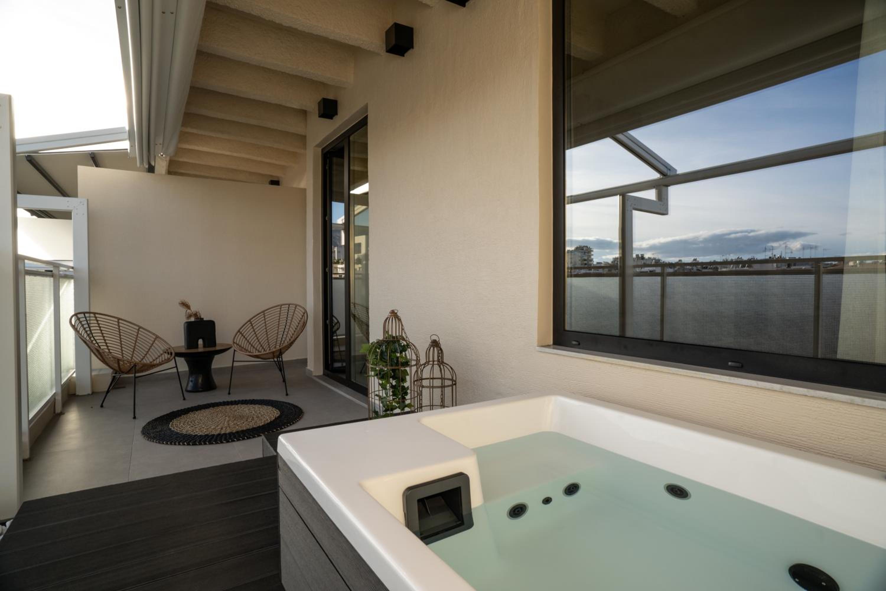 ACRON 12 penthouse Acropolis suites