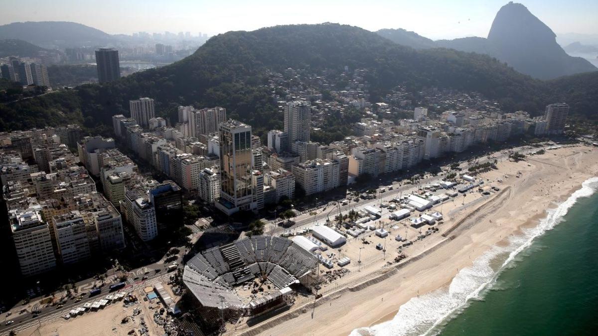 STUDIO COMPLETO na praia de COPACABANA, perto Ipanema Gal Osório, com ar, wifi, netflix, até 3 pessoas, pauloangerami SF138