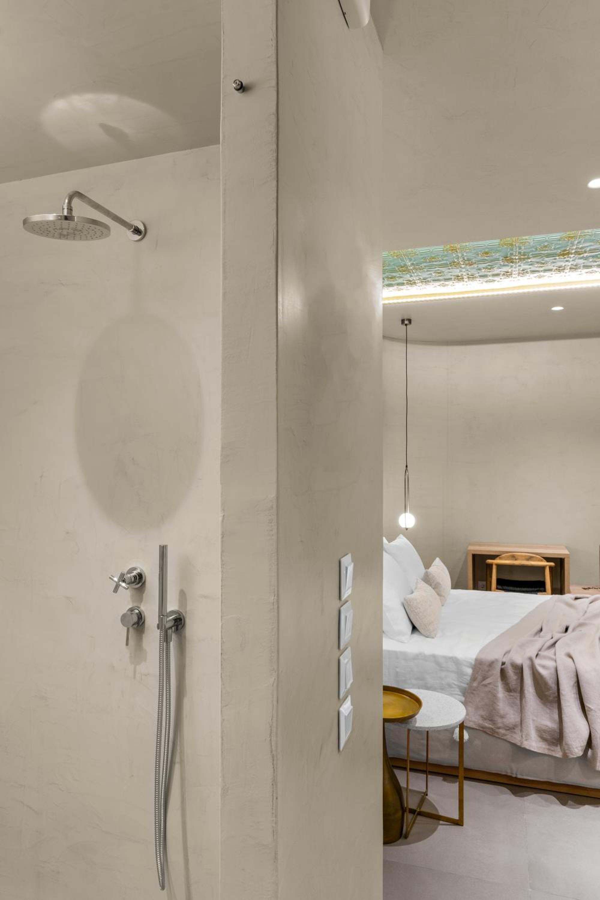 ACRON 12 penthouse Acropolis suites