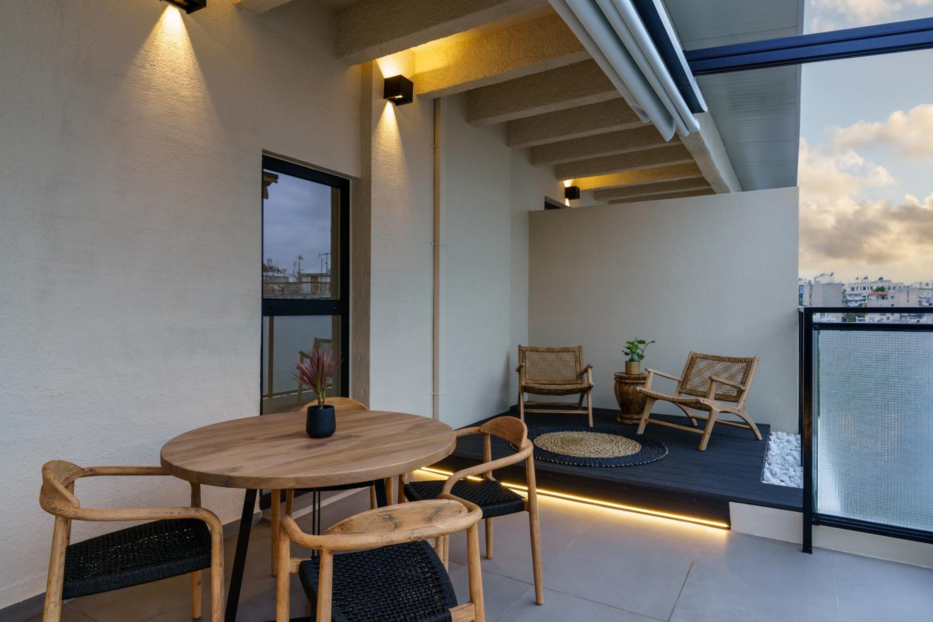 ACRON 12 penthouse Acropolis suites
