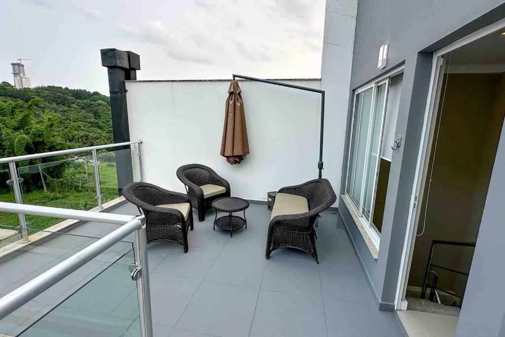 Casa c/ piscina Balneário Camboriú
