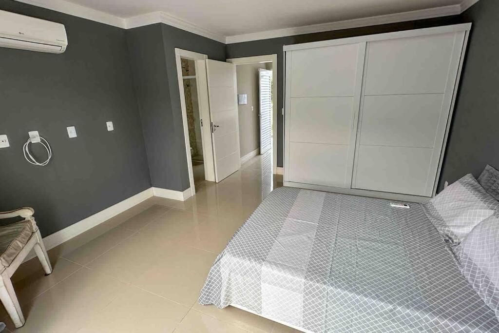 Casa c/ piscina Balneário Camboriú