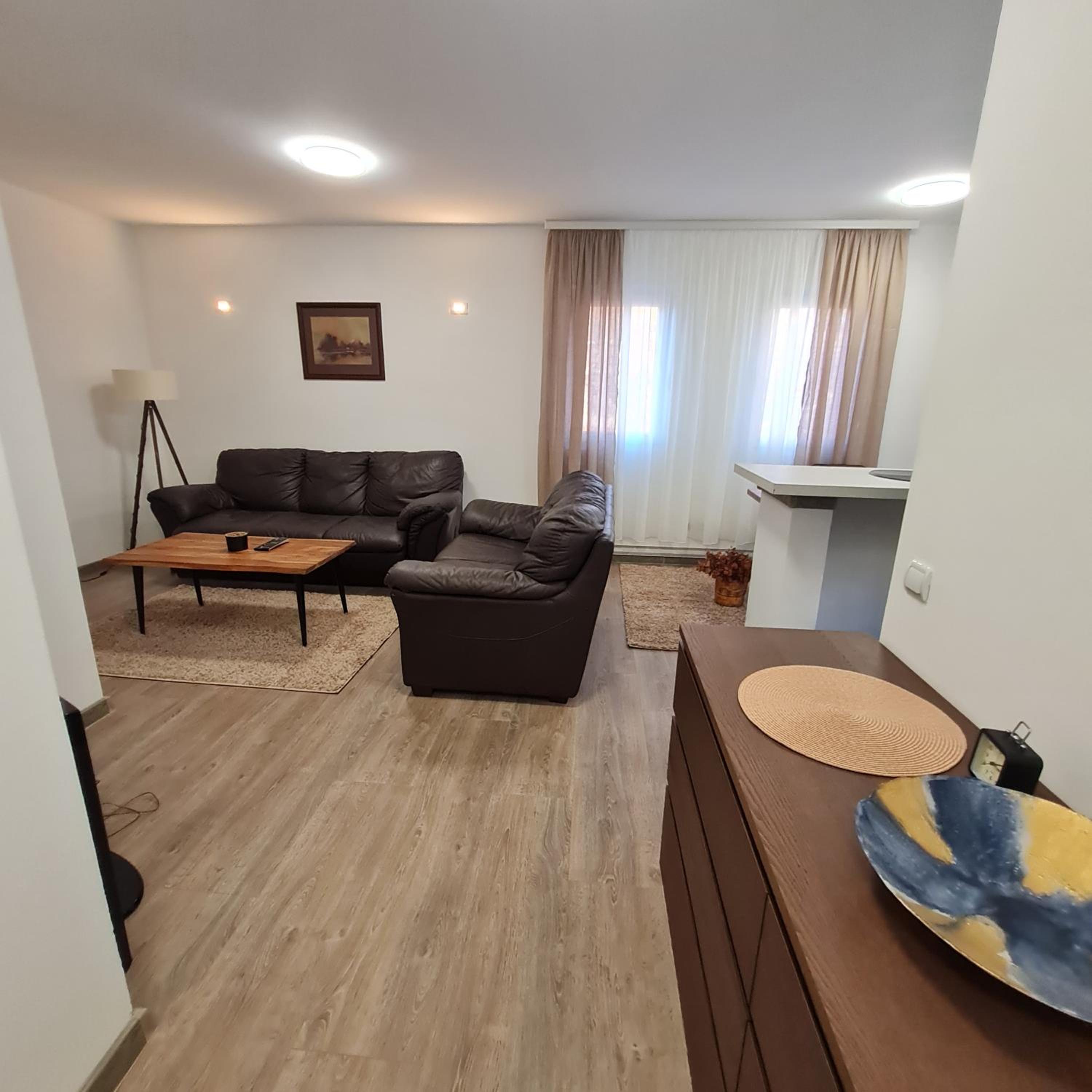 APARTMAN011