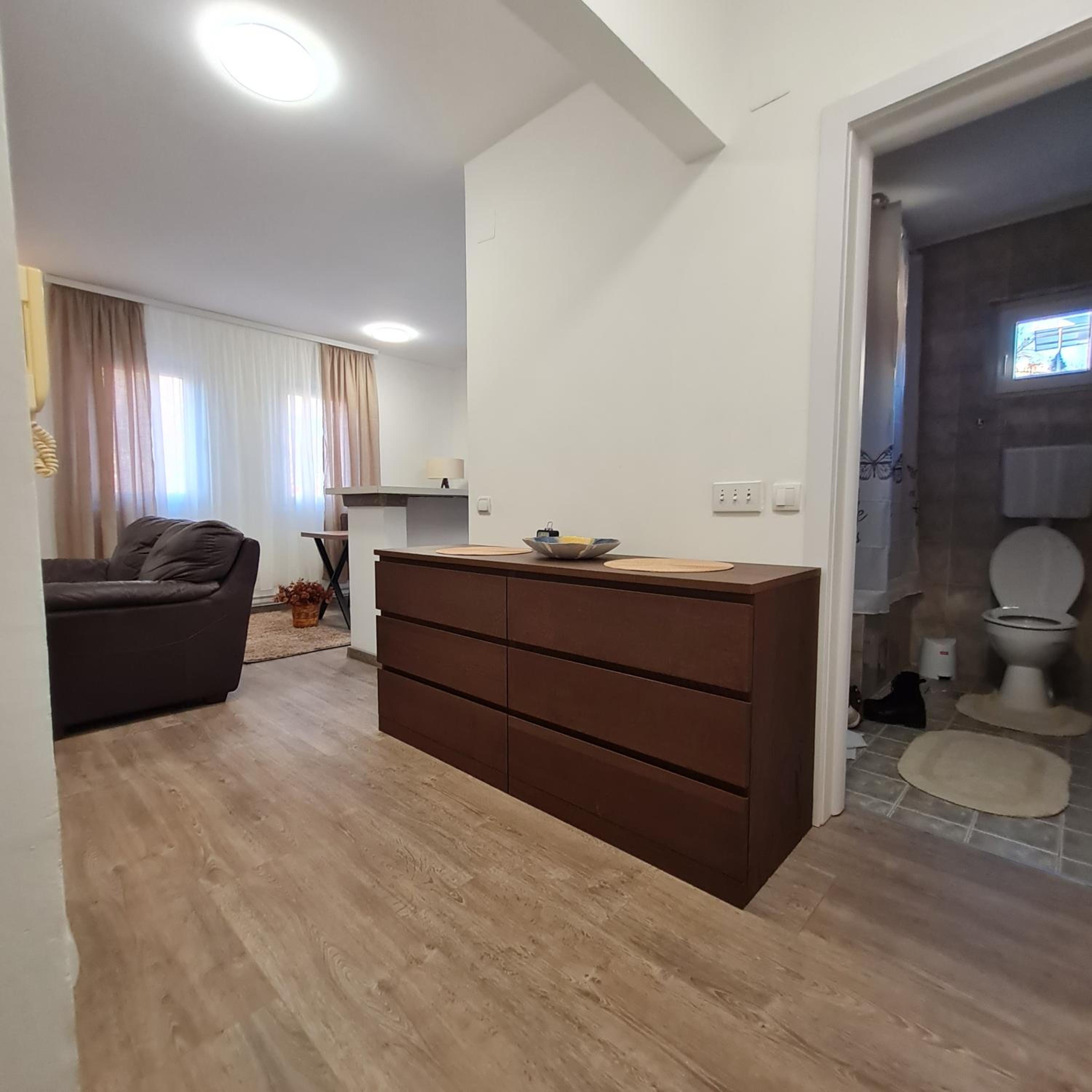 APARTMAN011
