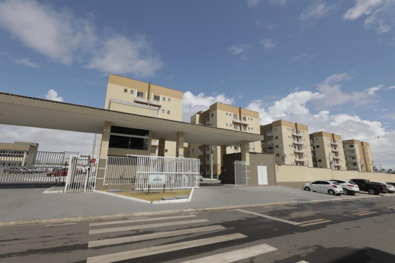 Apartamento Luxuoso à 2km da Litorânea