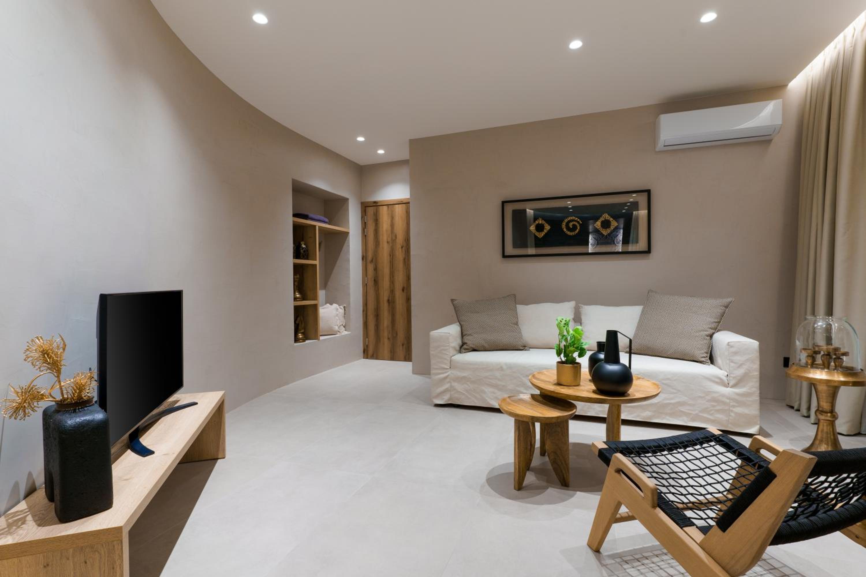 ACRON 12 penthouse Acropolis suites