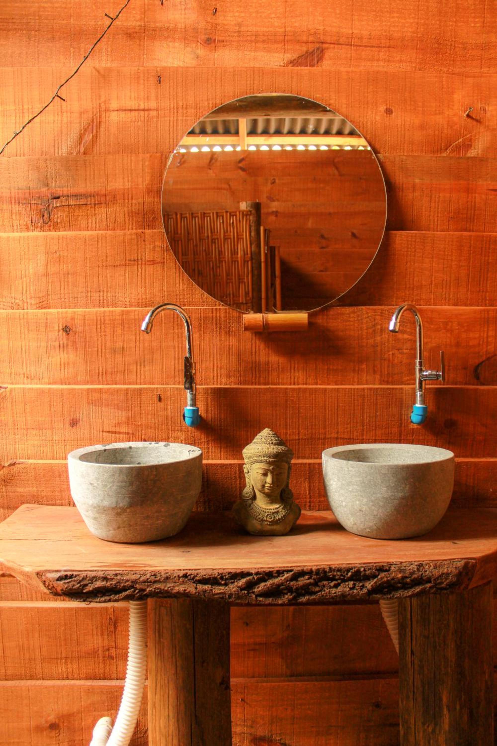 Valhalla Glamping House