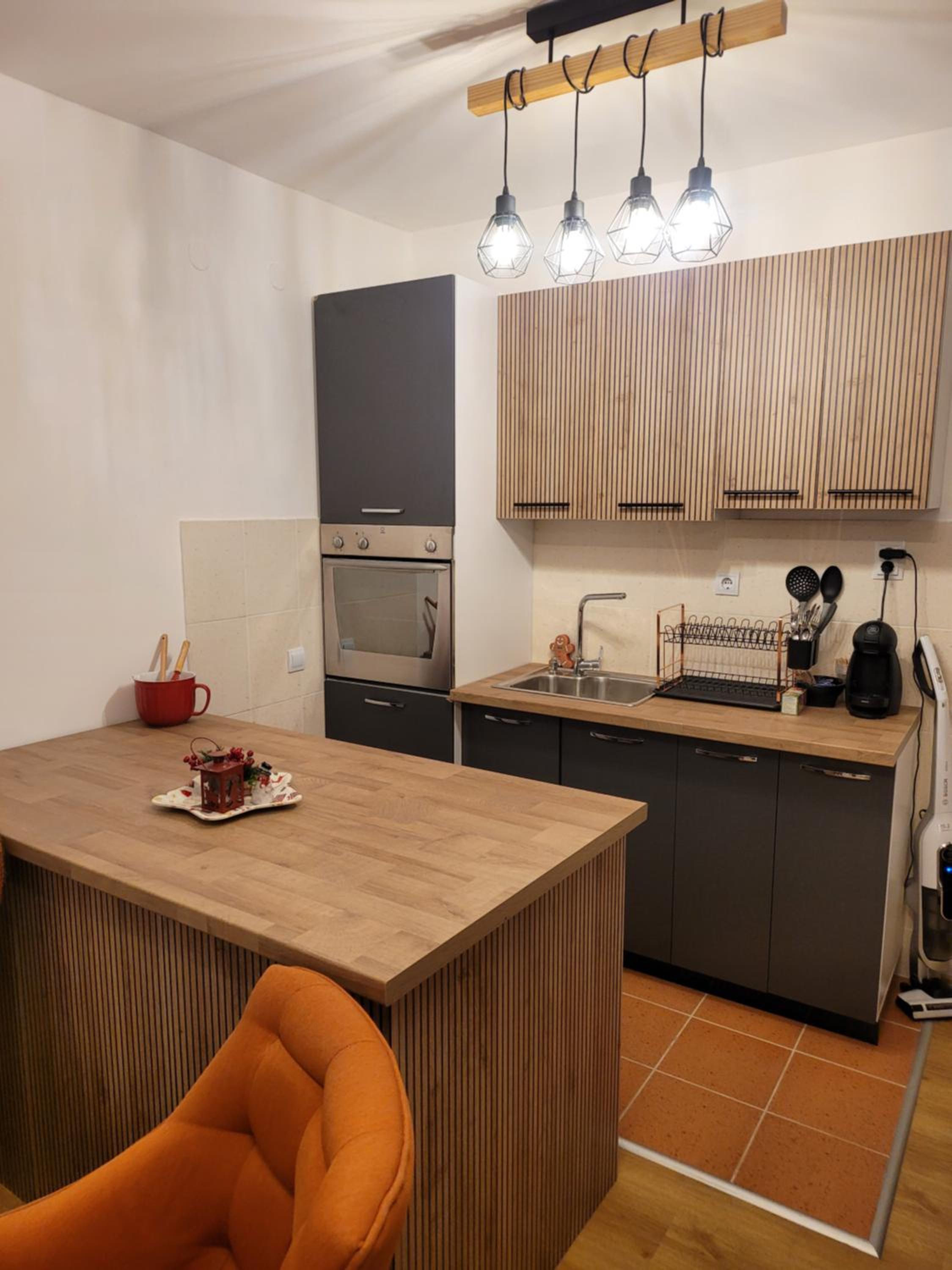 BH and Semiramida Ski Apartment