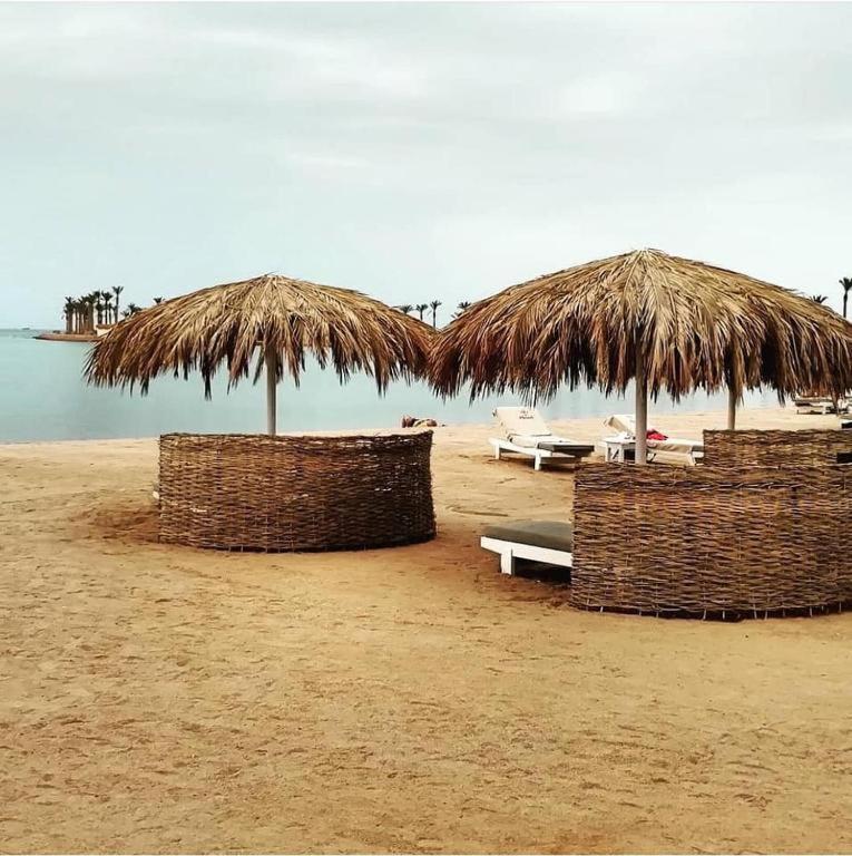 Desert Pearl Romantic Apartment