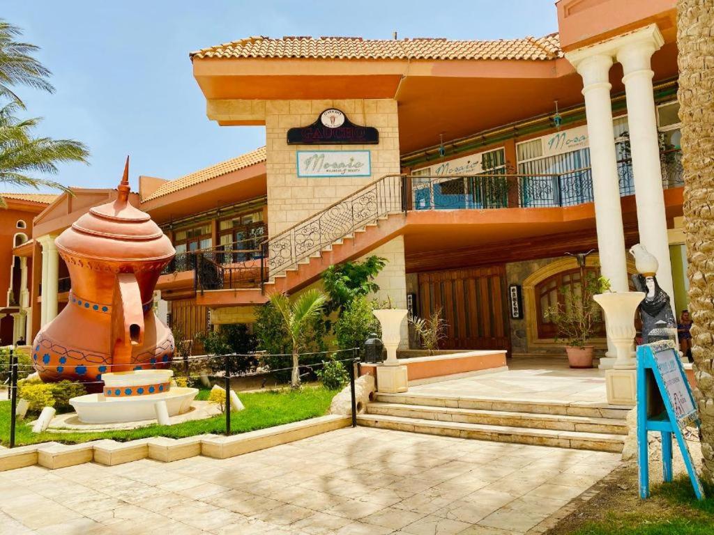 Desert Pearl Romantic Apartment