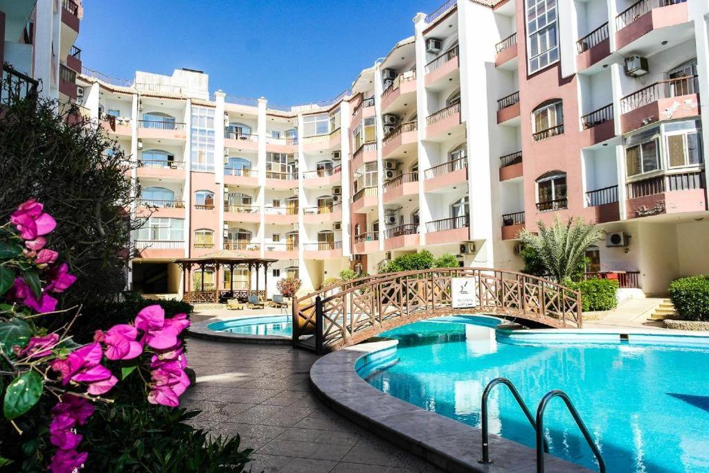 Desert Pearl Romantic Apartment