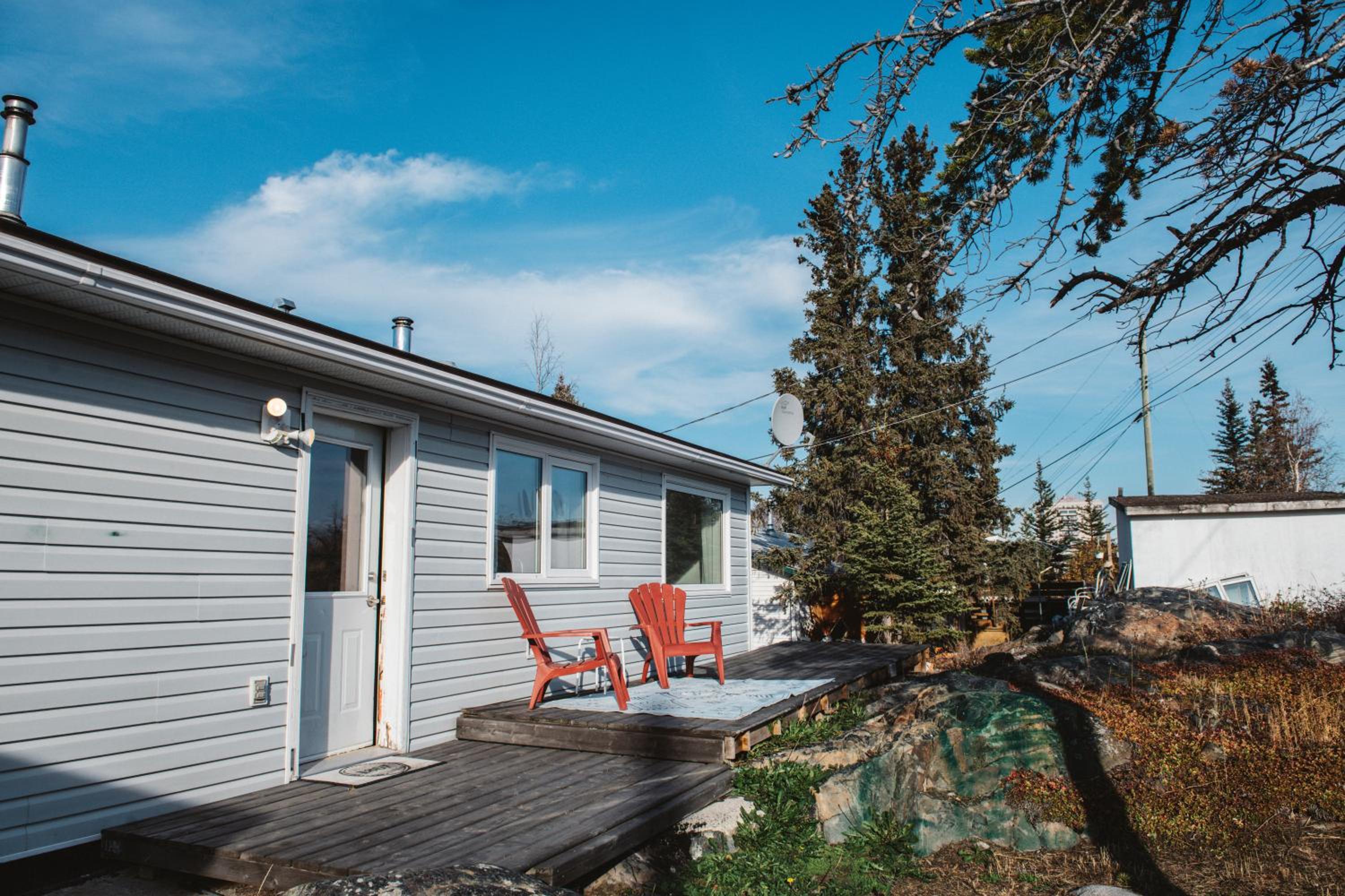 Yellowknife Downtown Toboggan Hill Retreat