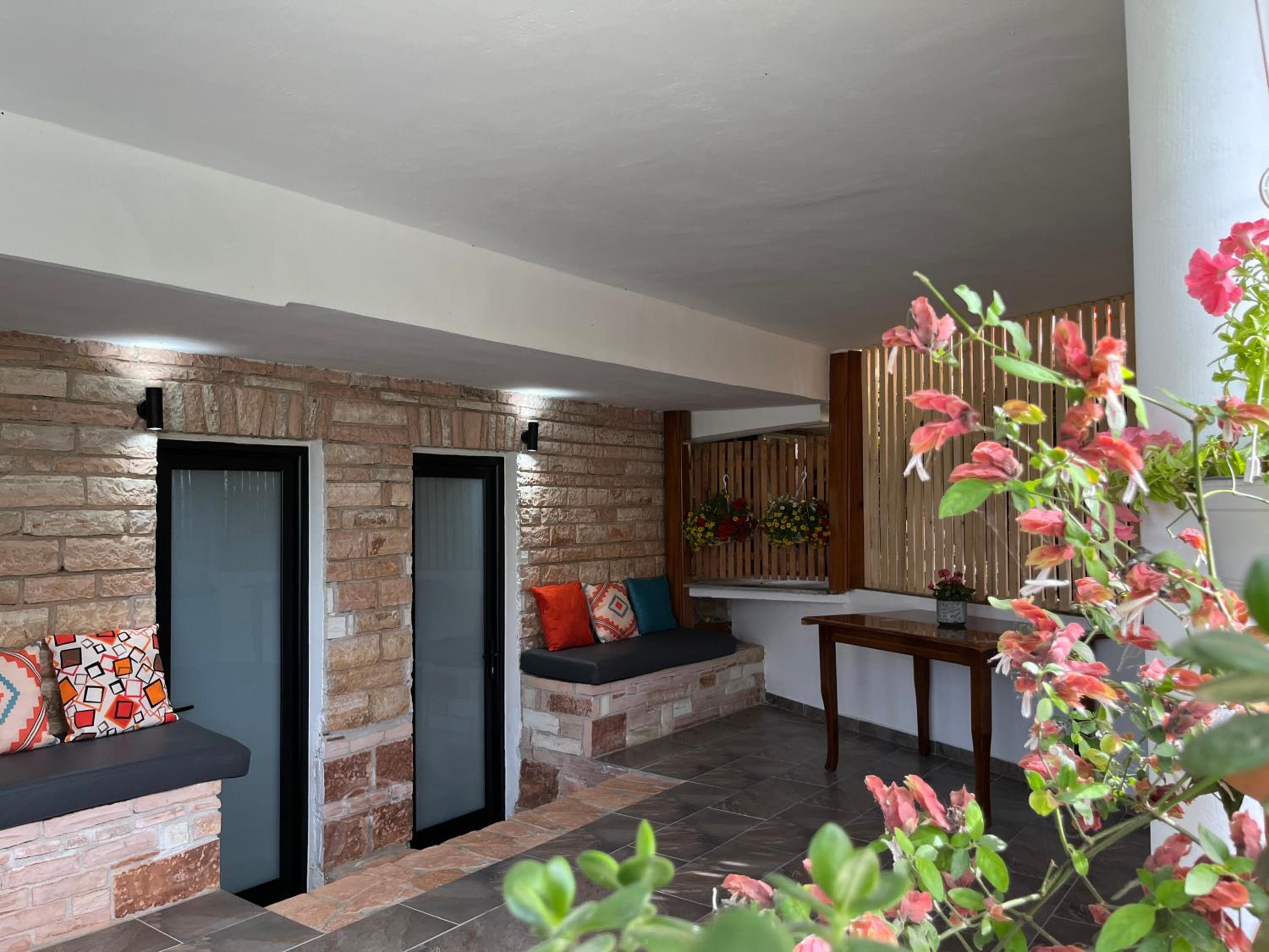 Laura Guest House