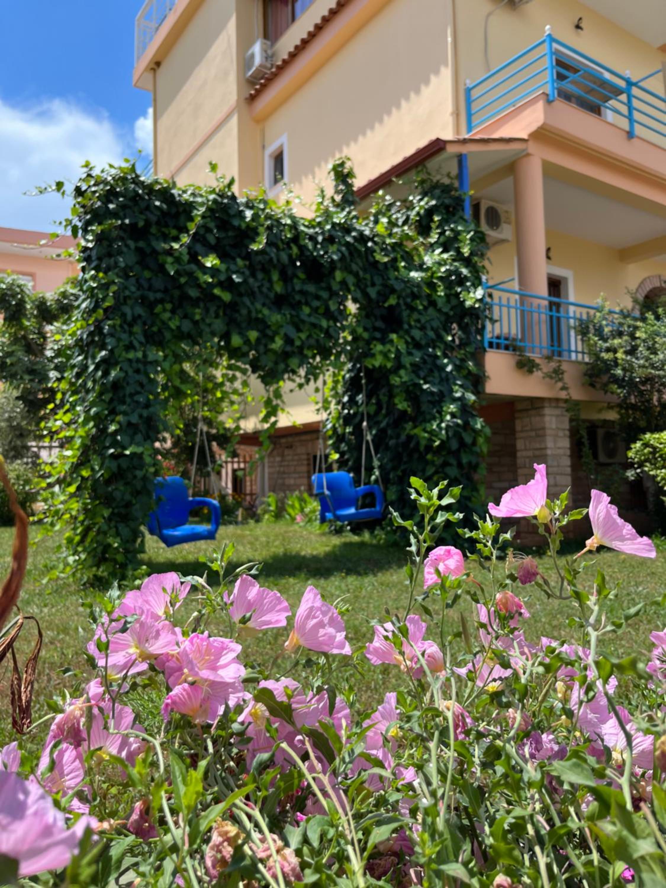 Laura Guest House