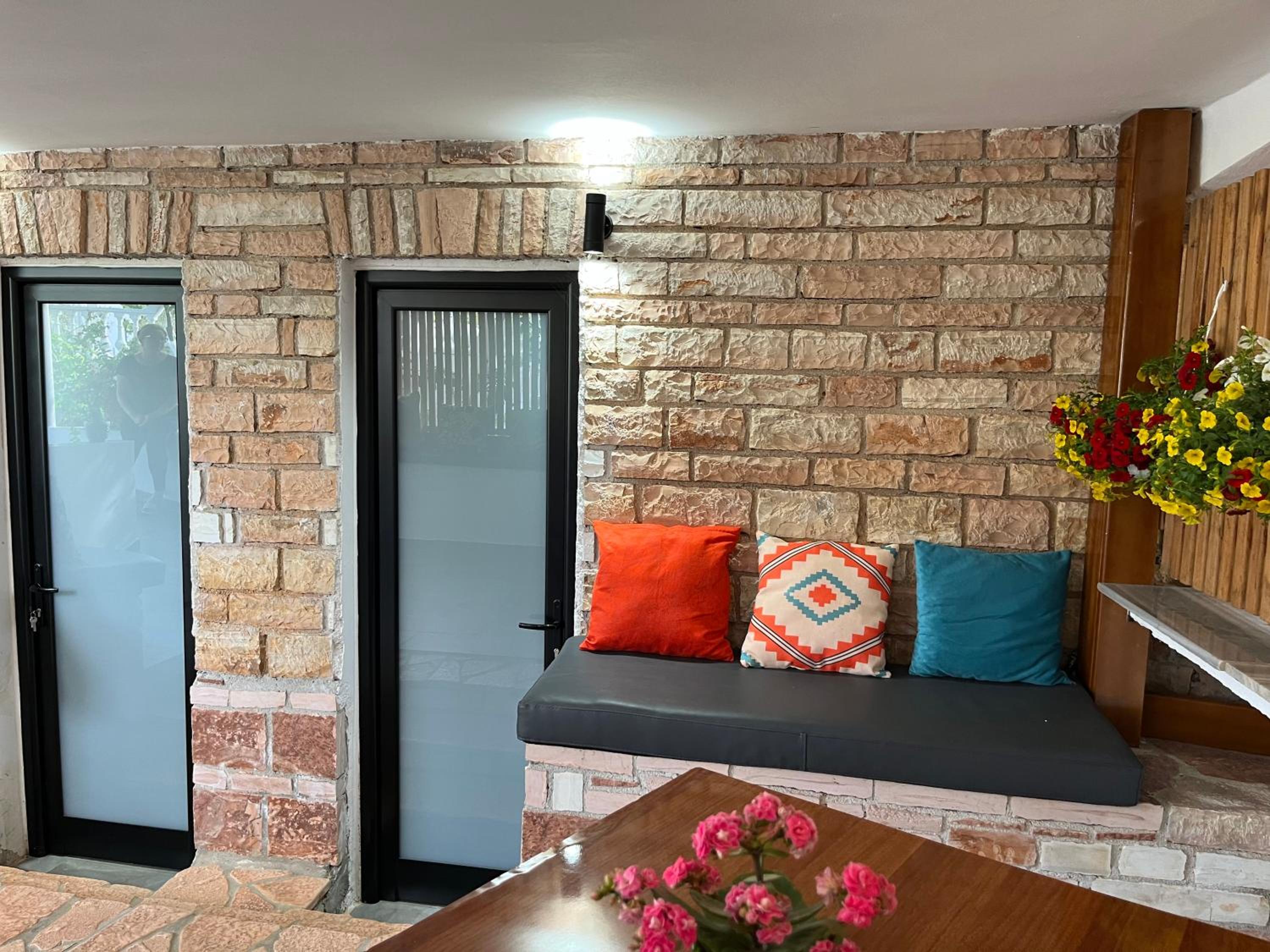 Laura Guest House