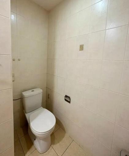 City Center Spacious 3 Bedroom and 2 Bathroom Apartment on Northern Avenue,