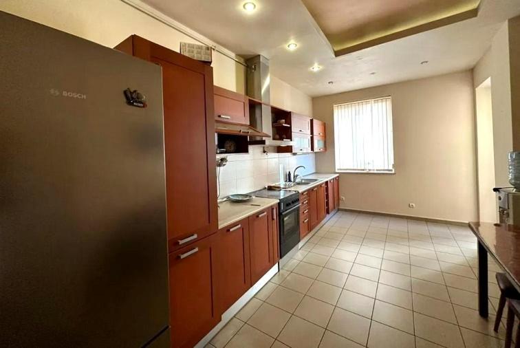 City Center Spacious 3 Bedroom and 2 Bathroom Apartment on Northern Avenue,