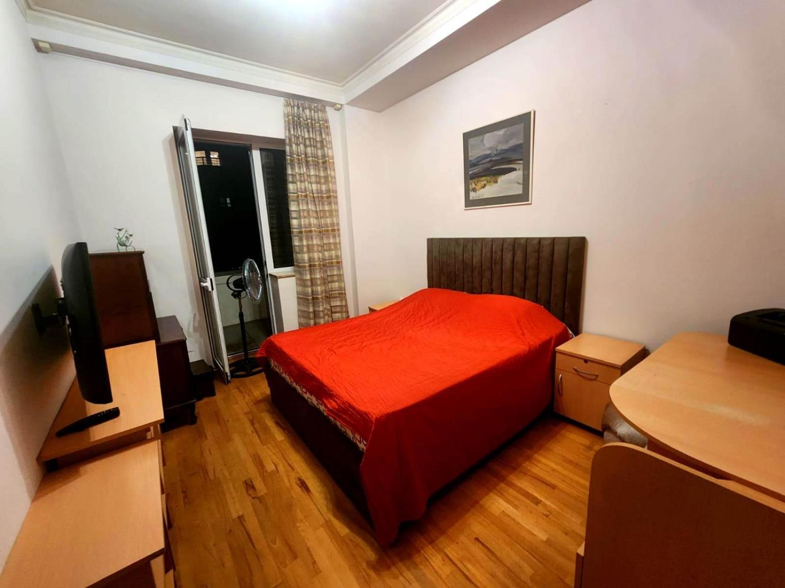 City Center Spacious 3 Bedroom and 2 Bathroom Apartment on Northern Avenue,