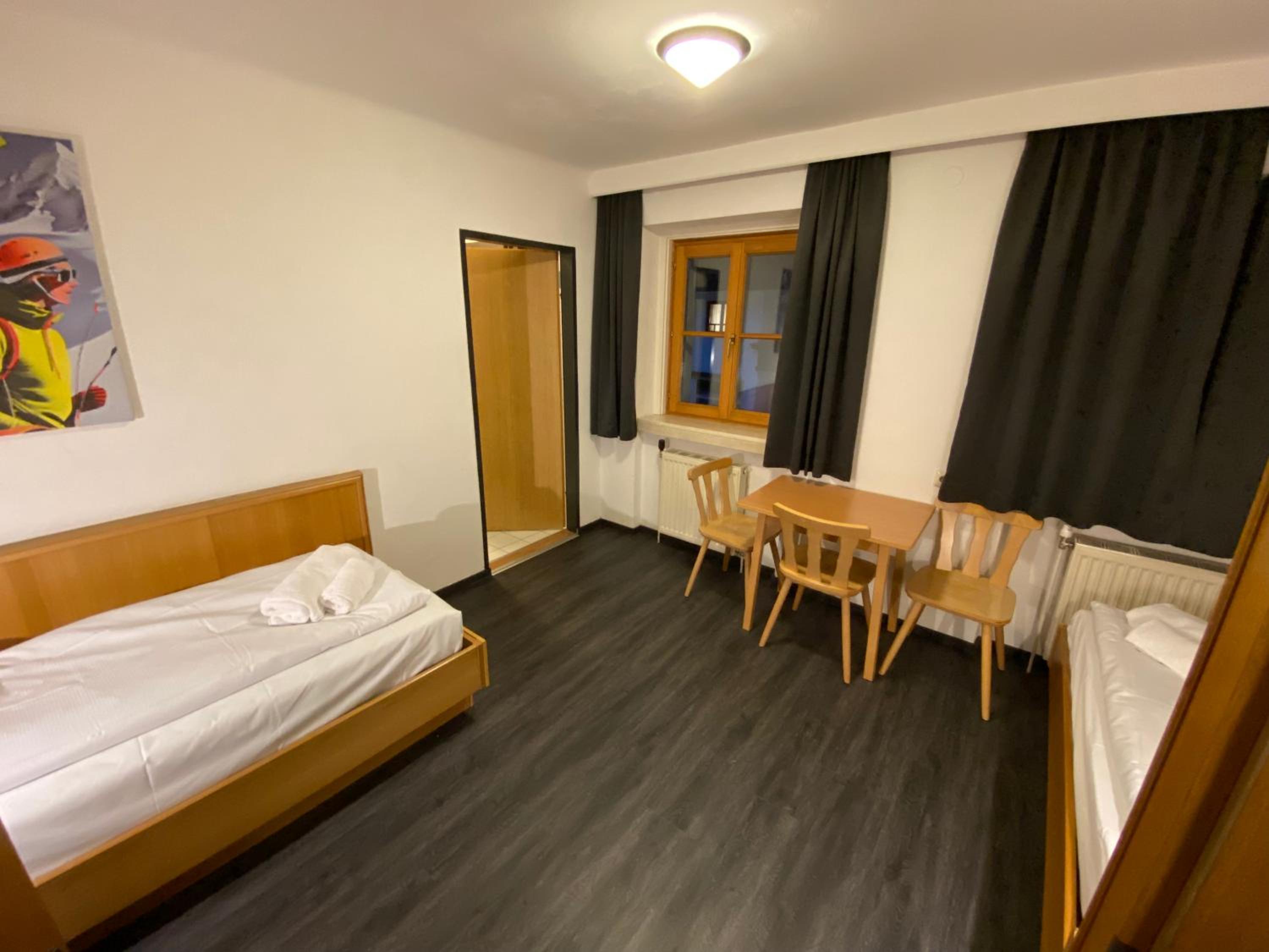 Twenty Seven City Hotel