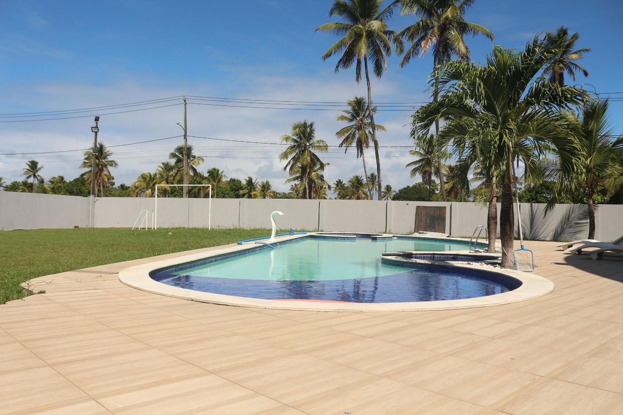 Mansion with Private Pool and Jacuzzi 6 suites-082M