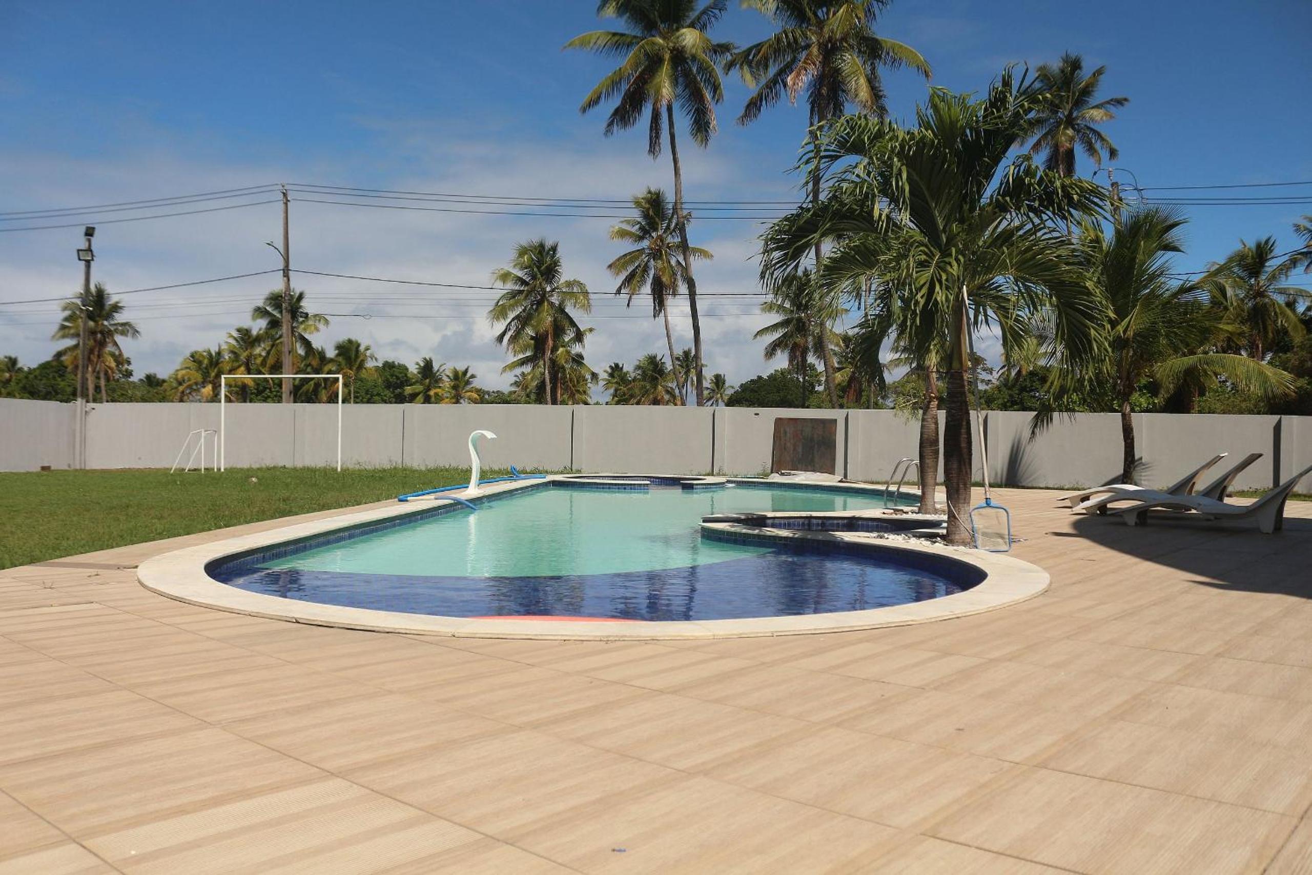 Mansion with Private Pool and Jacuzzi 6 suites-082M