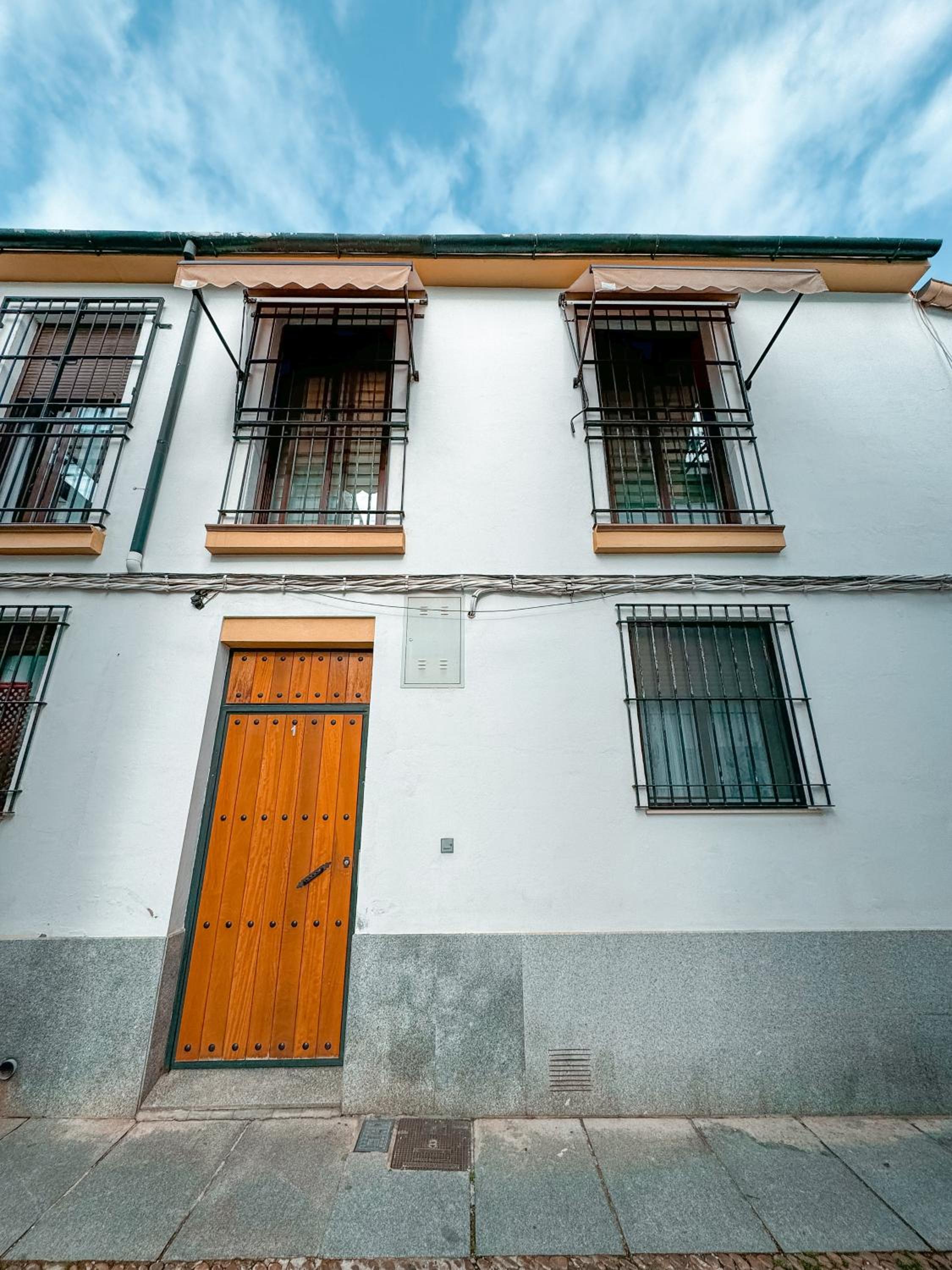 Duplex Fuente Piedra Escrita
