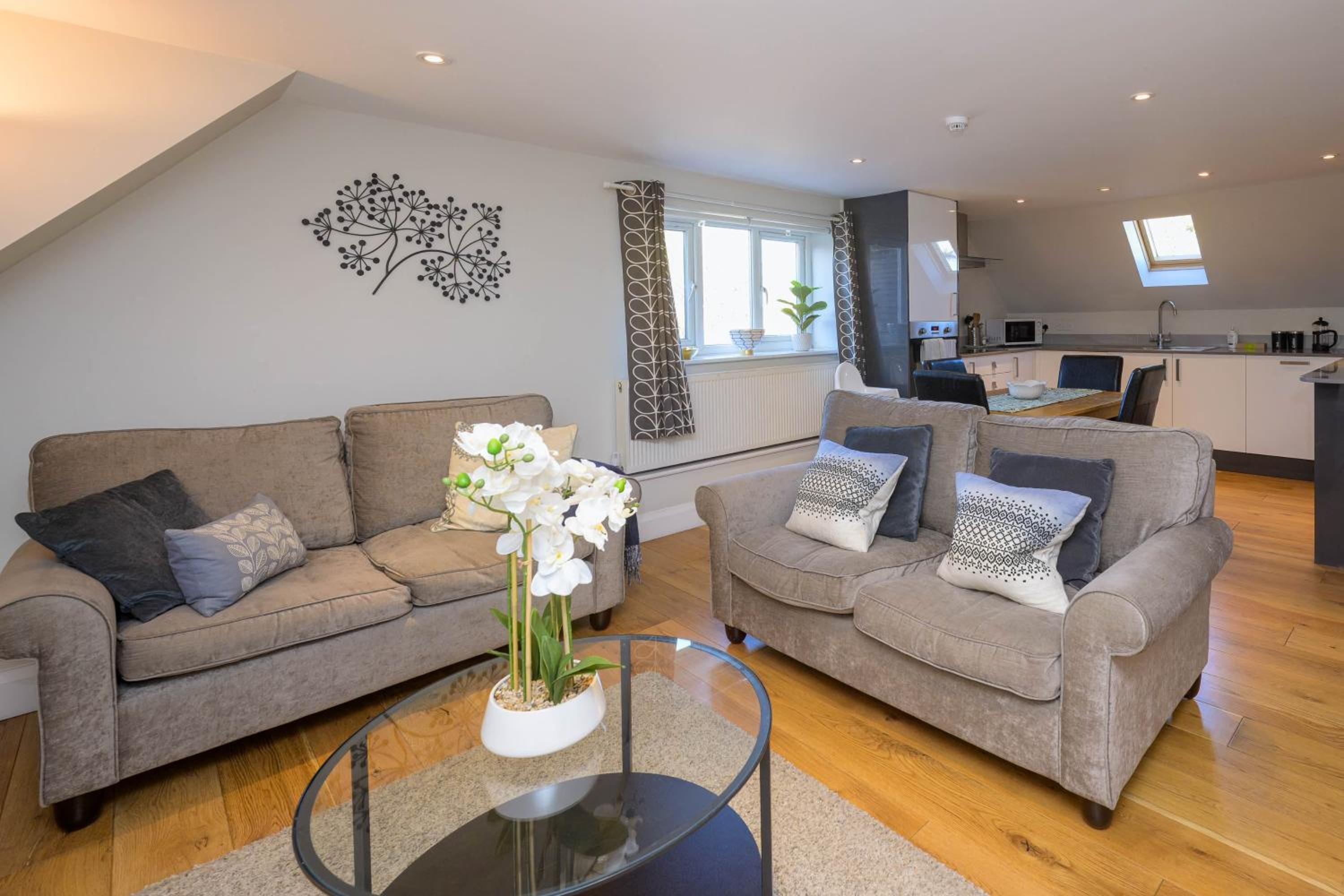 Cosy & Central Brockenhurst Flat, 2BR