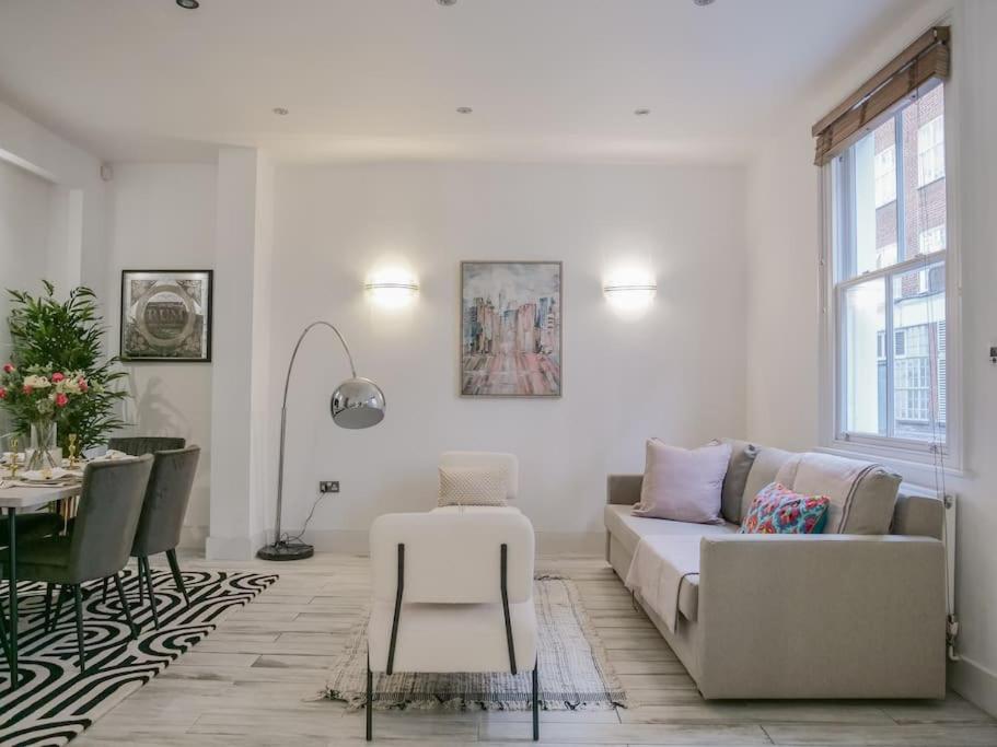 Tranquil Urban Oasis in Kensington
