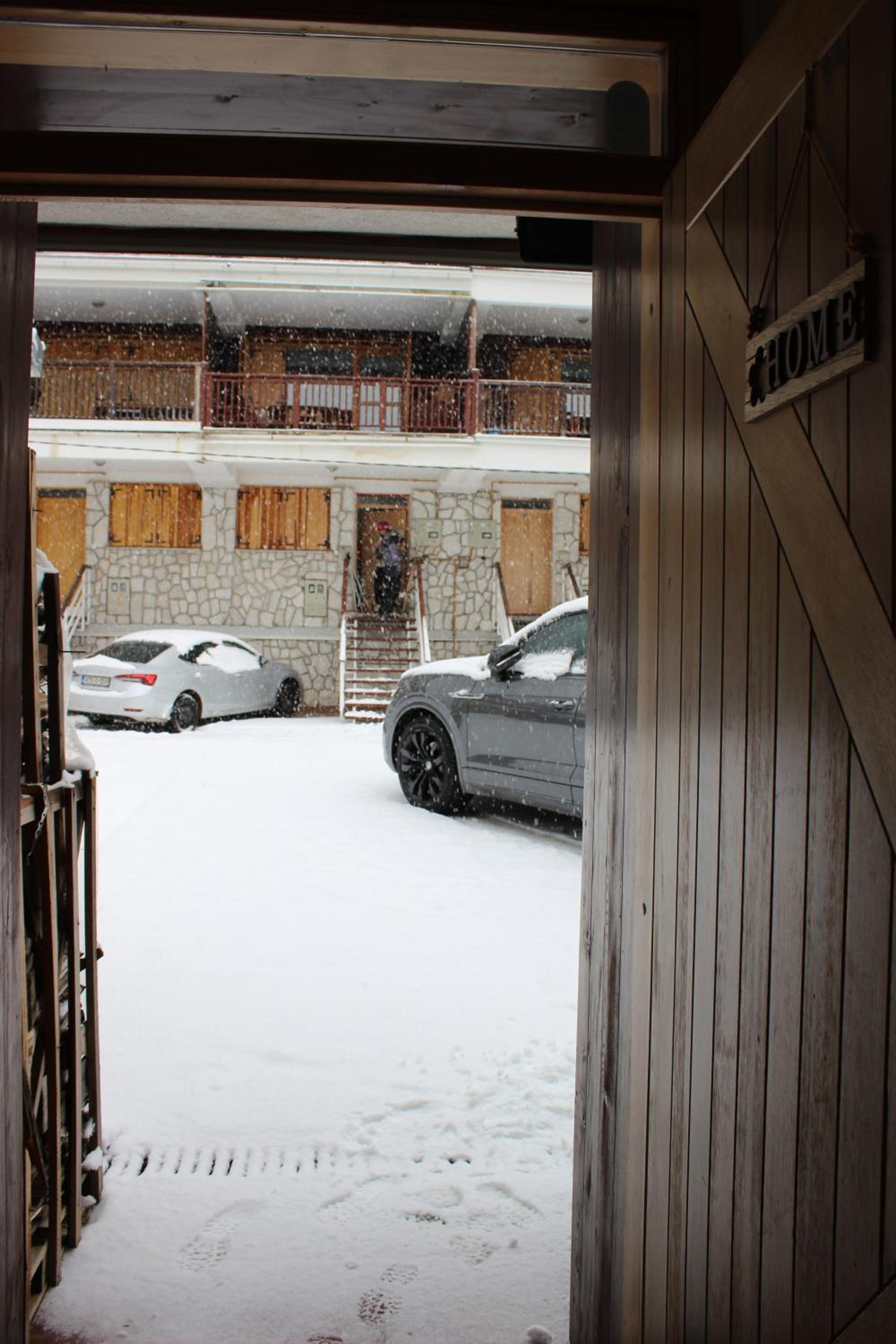 Bjelasnica Mountain Charm Lodge