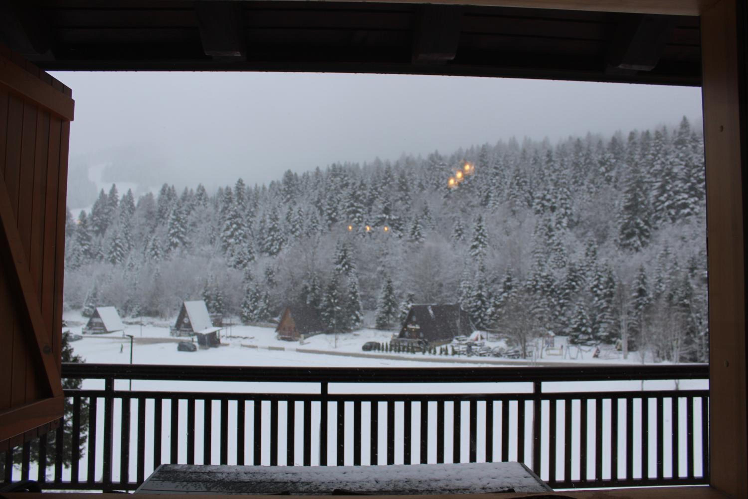 Bjelasnica Mountain Charm Lodge