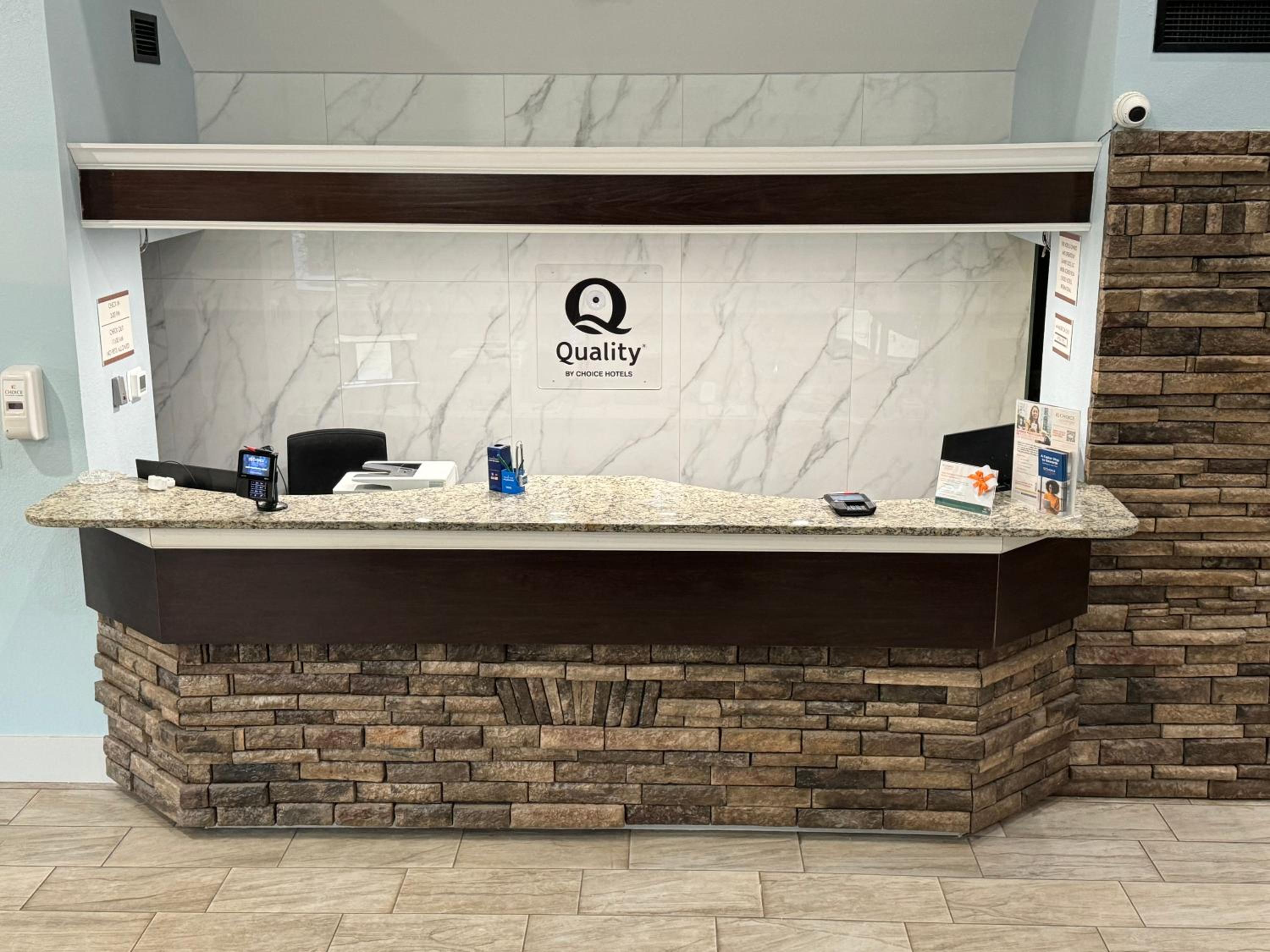 Quality Inn - Property Image 10