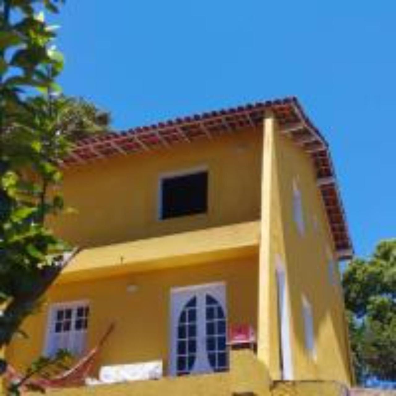 EncantoBúzios: Casa Amarela para Festas Inesquecíveis. Experiência Única nas Festas de Fim de Ano!