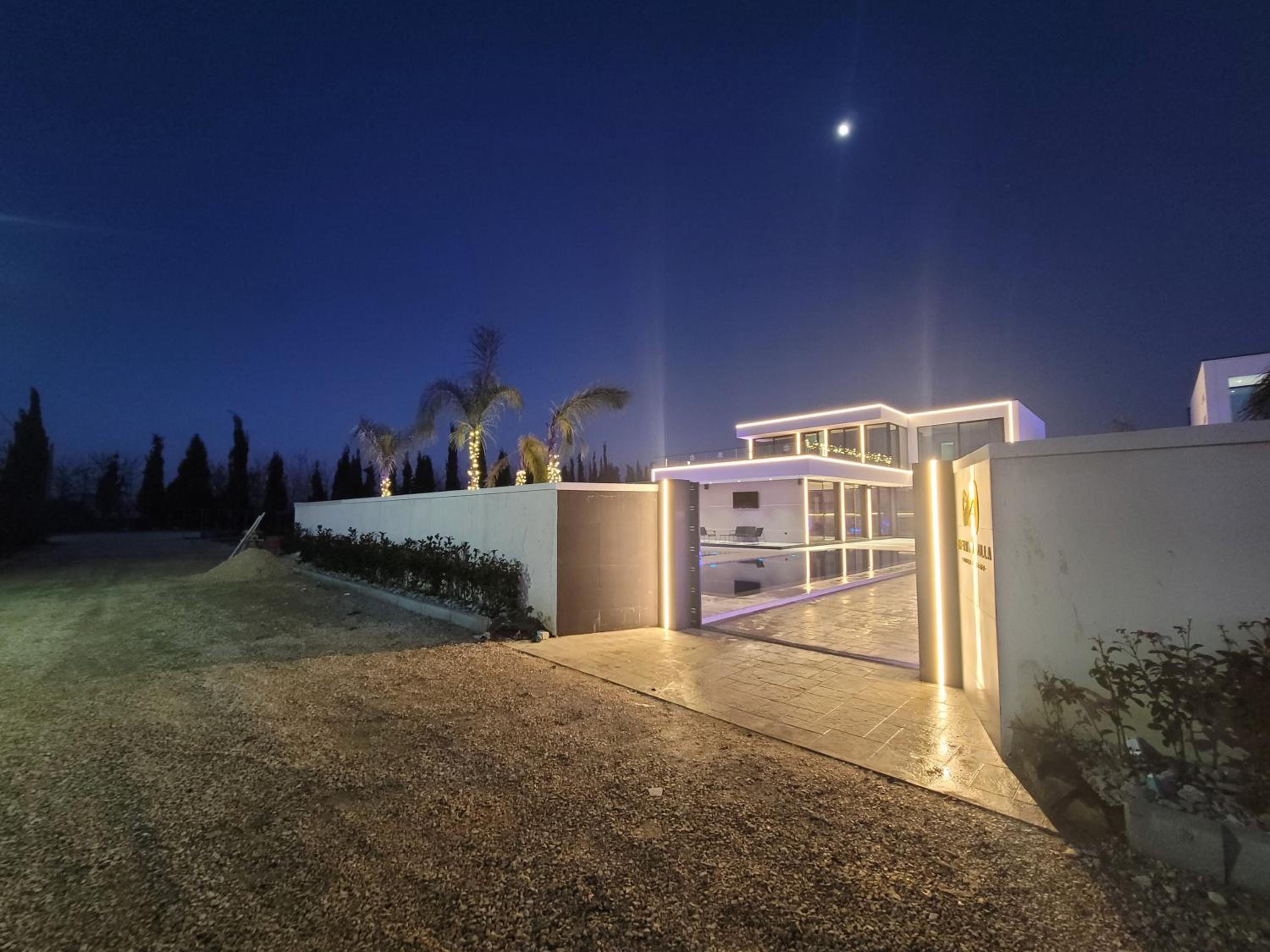 Infinity Villa