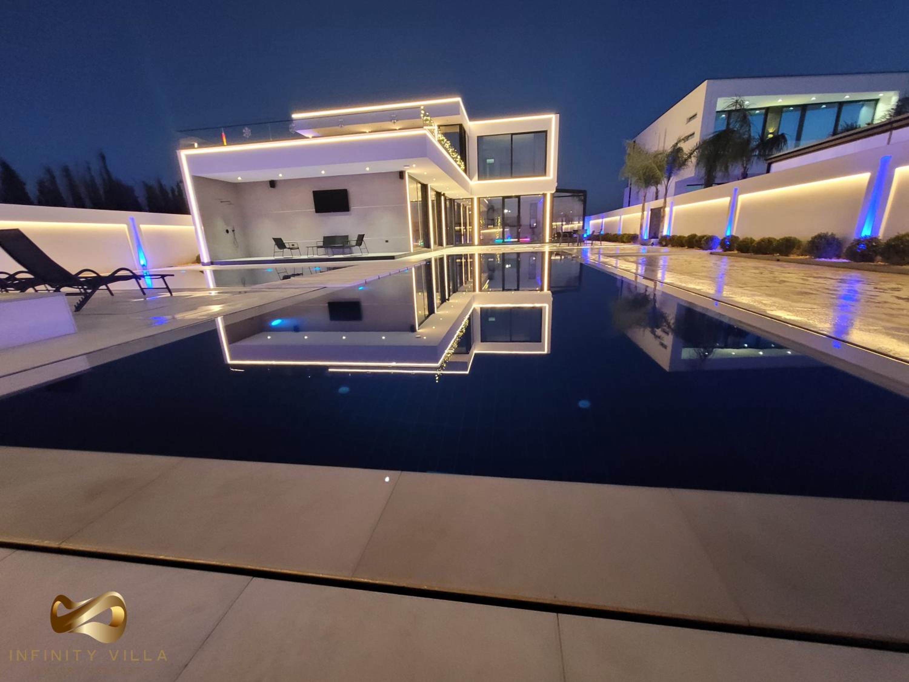 Infinity Villa
