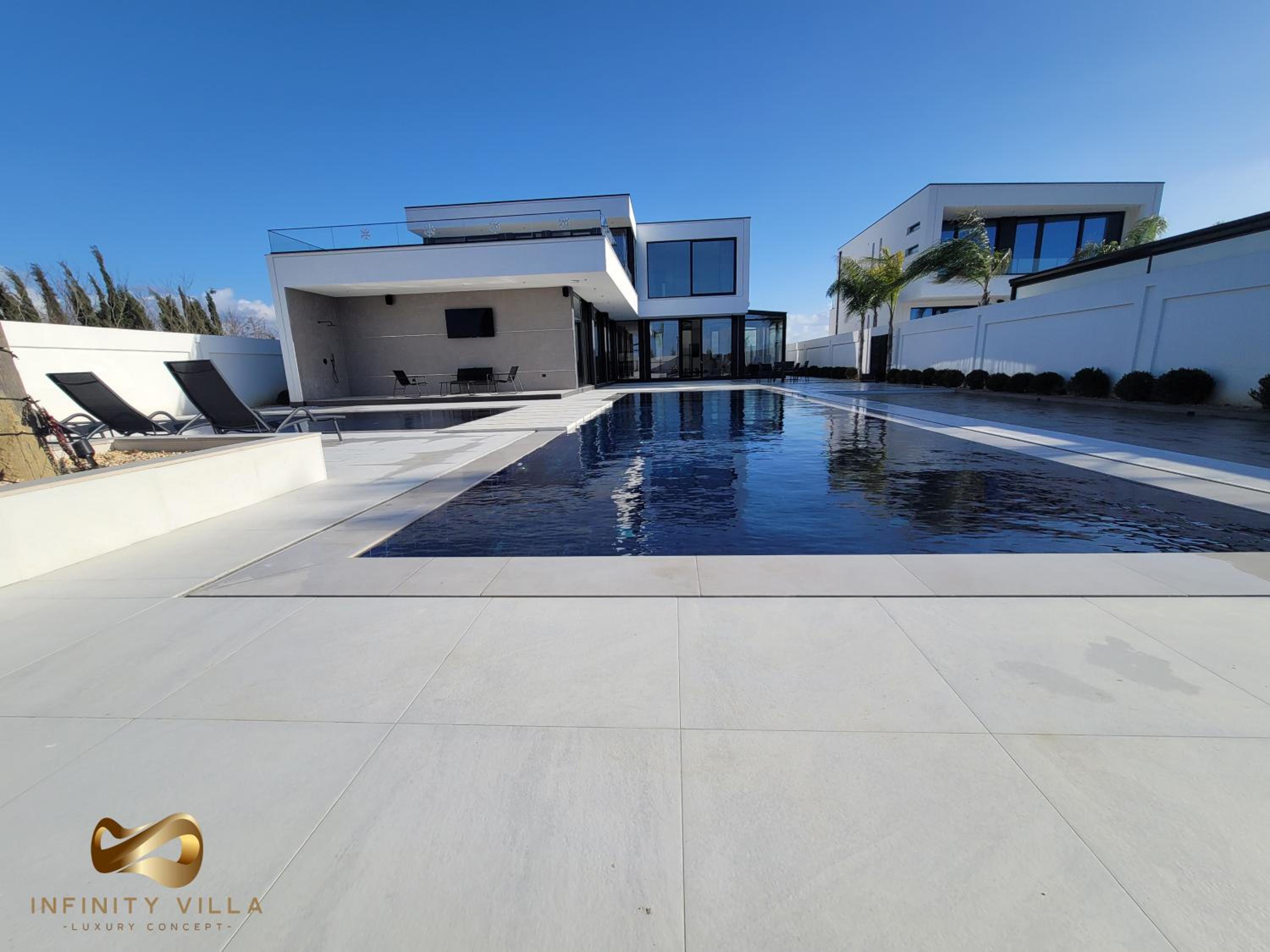 Infinity Villa