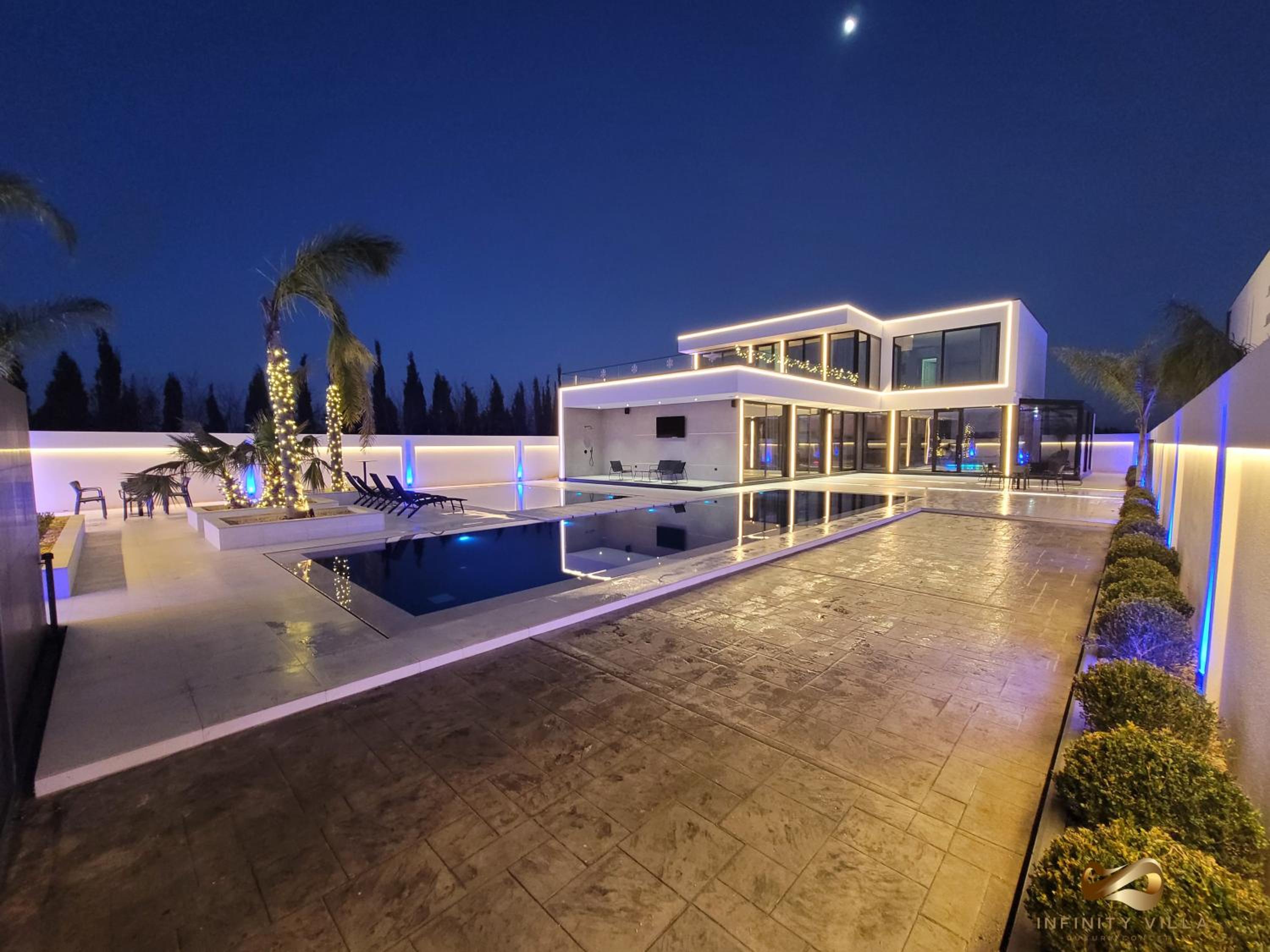 Infinity Villa