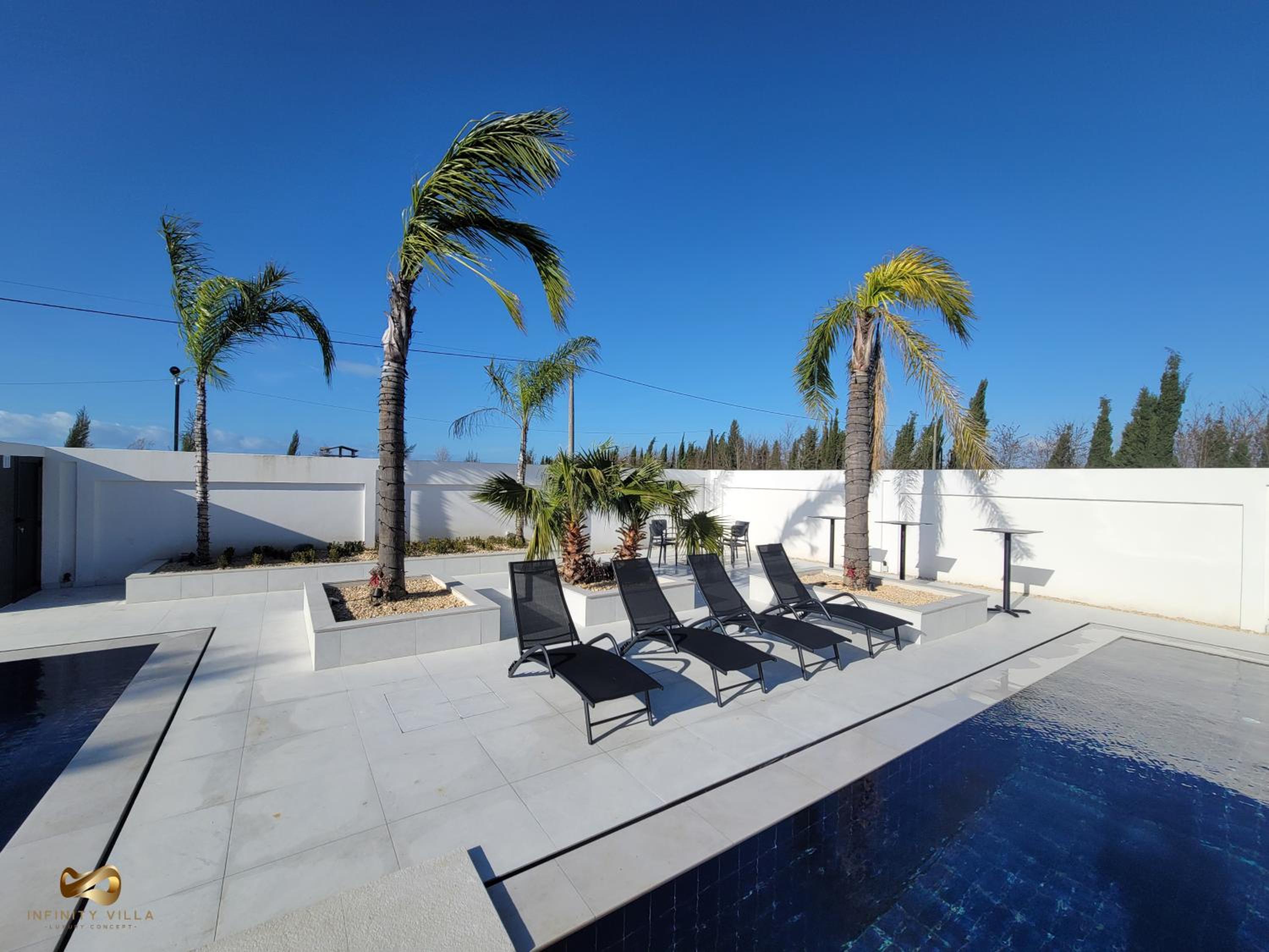 Infinity Villa