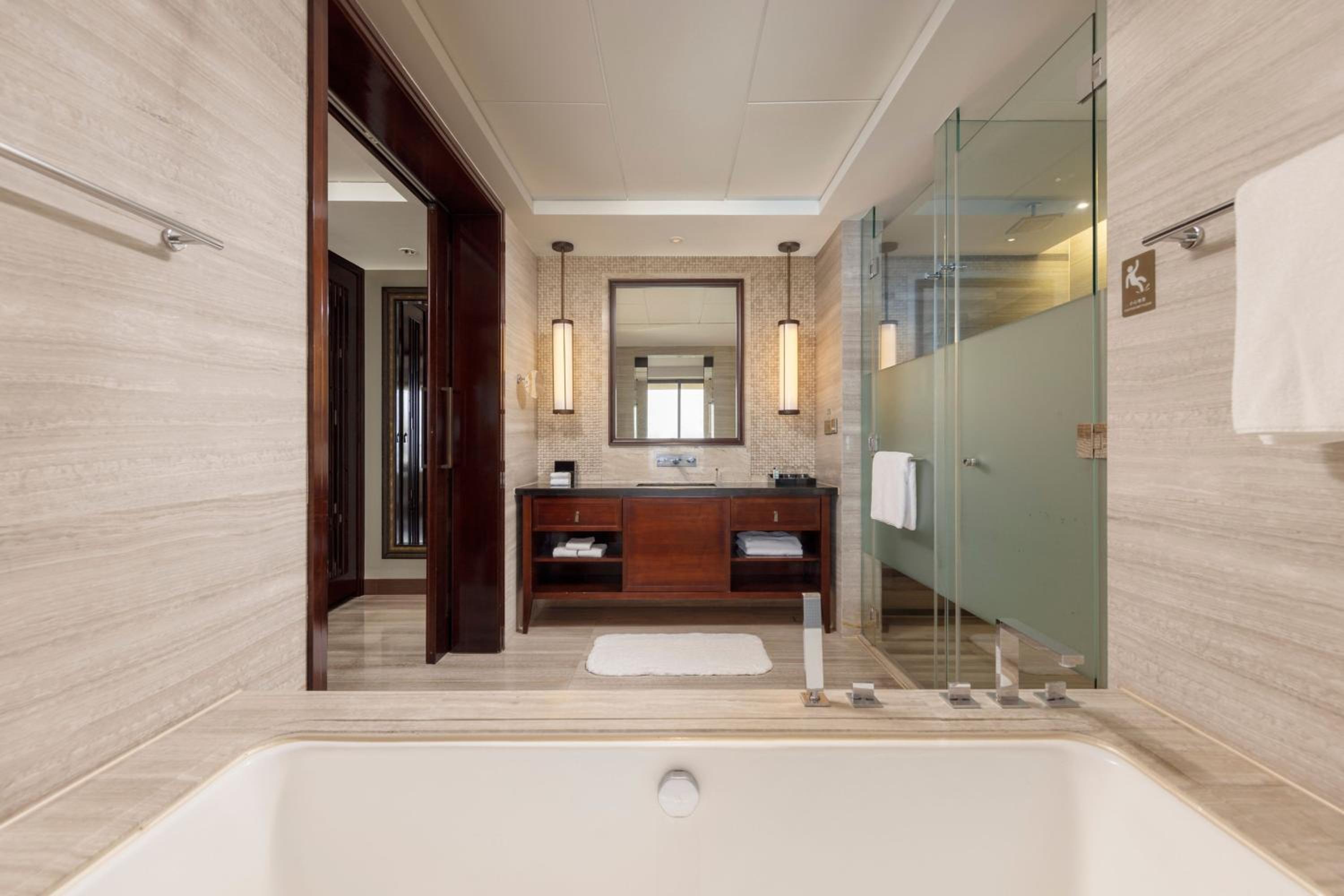 Sheraton Shenzhou Peninsula Resort