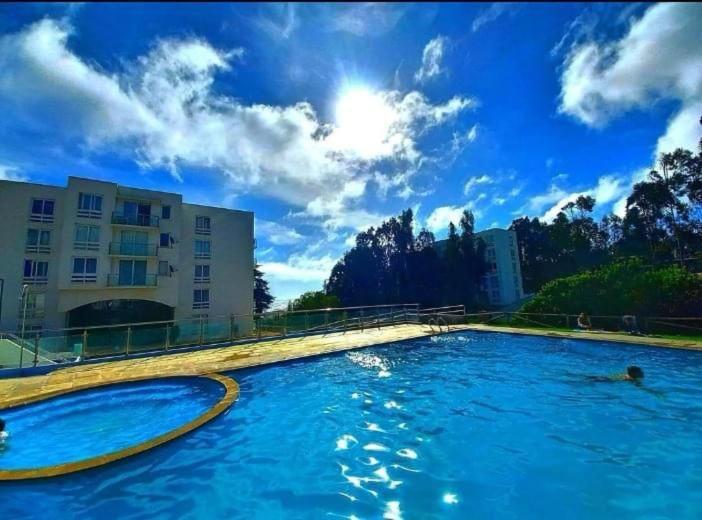 Lindo Departamento en El Tabo, Condominio Vista Mar