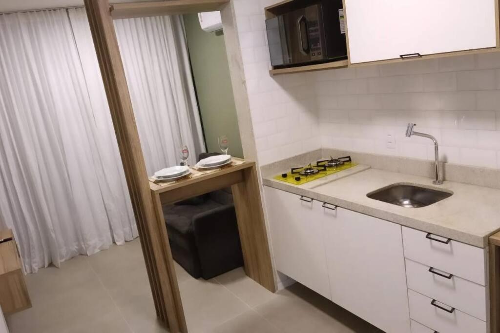 Flat com Rooftop à 100metros das Piscinas Naturais